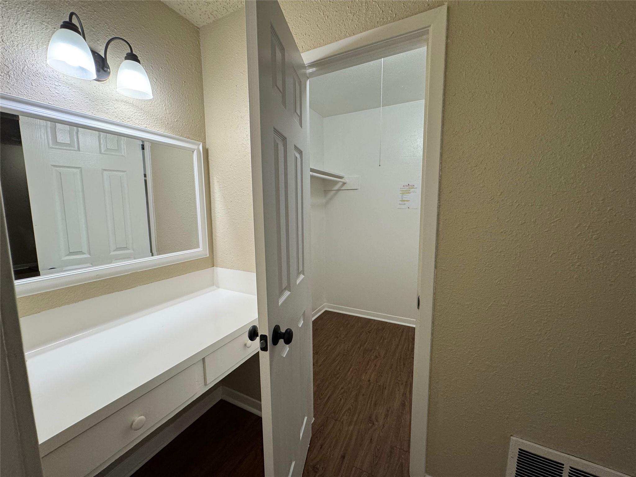 5006 West Wind Trl #104 Property Photo 13