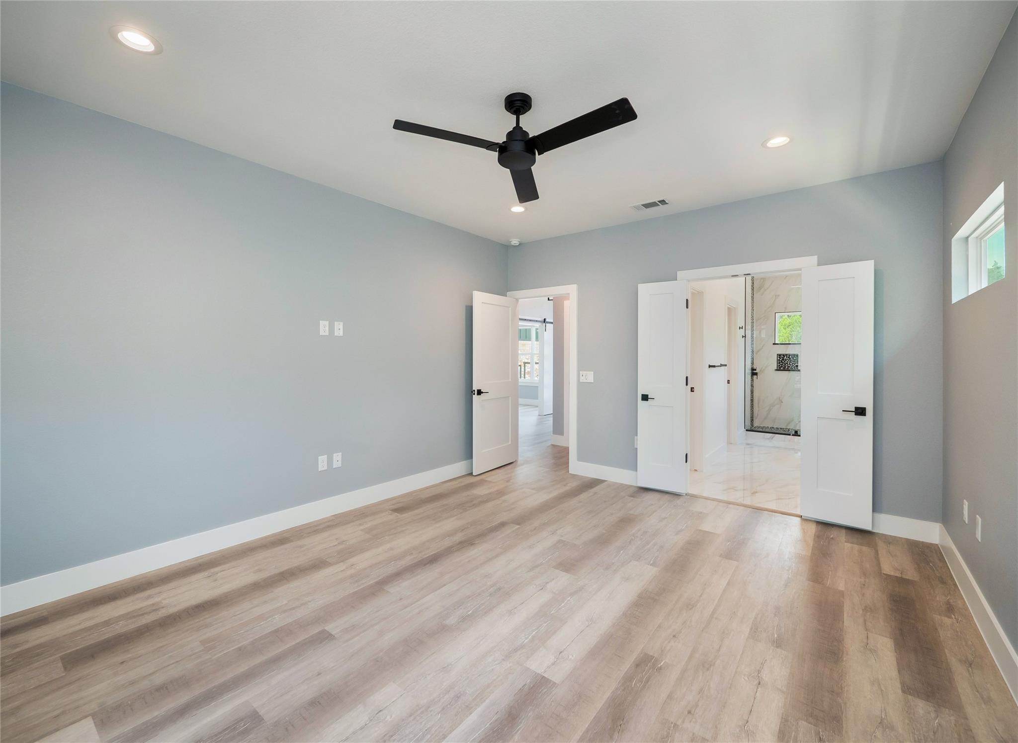 3013 Clark Ave Property Photo 16