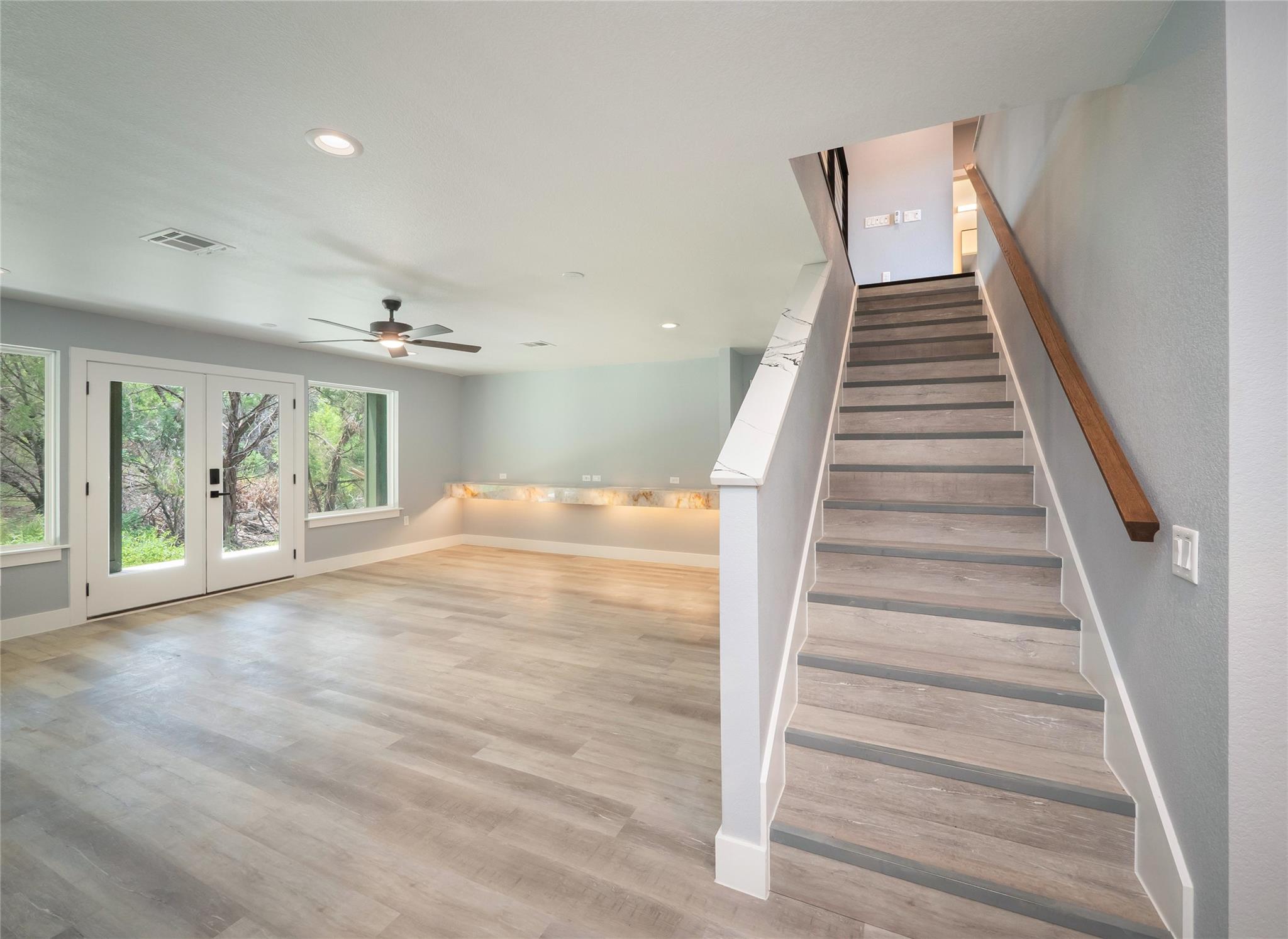 3013 Clark Ave Property Photo 22