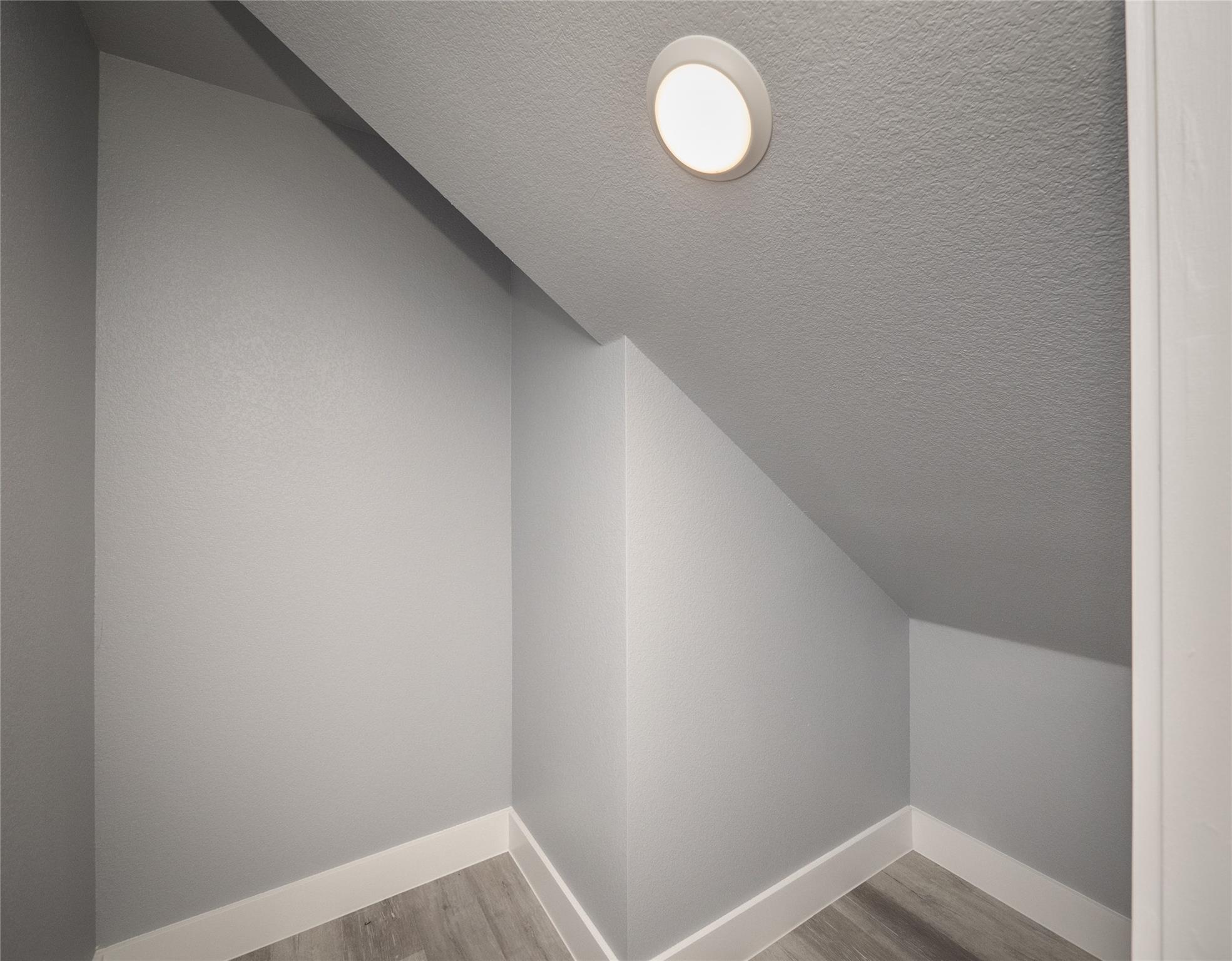 3013 Clark Ave Property Photo 25