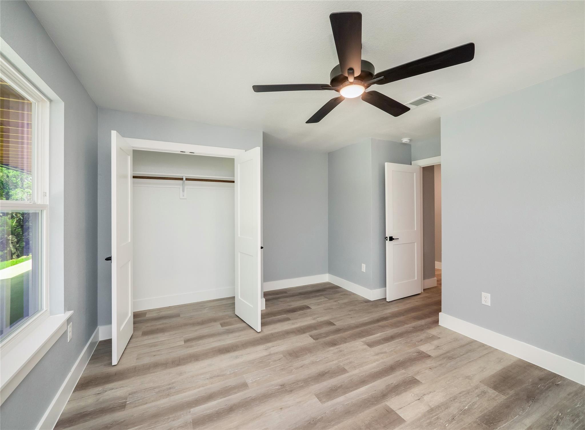 3013 Clark Ave Property Photo 31