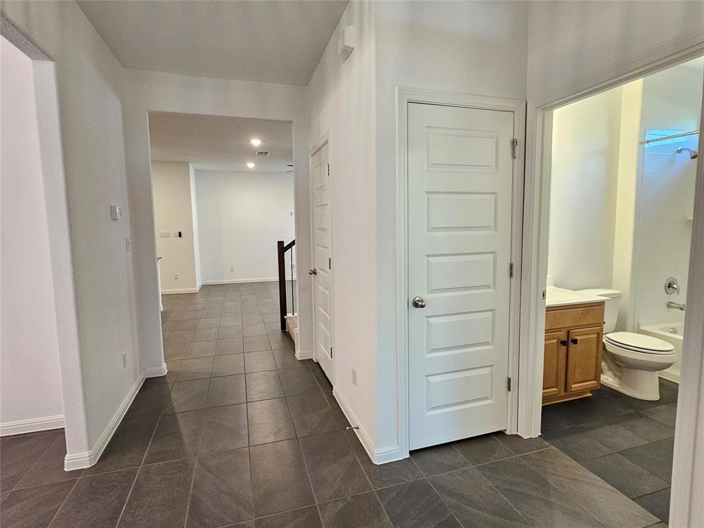 1820 Cantonata Dr Property Photo 6