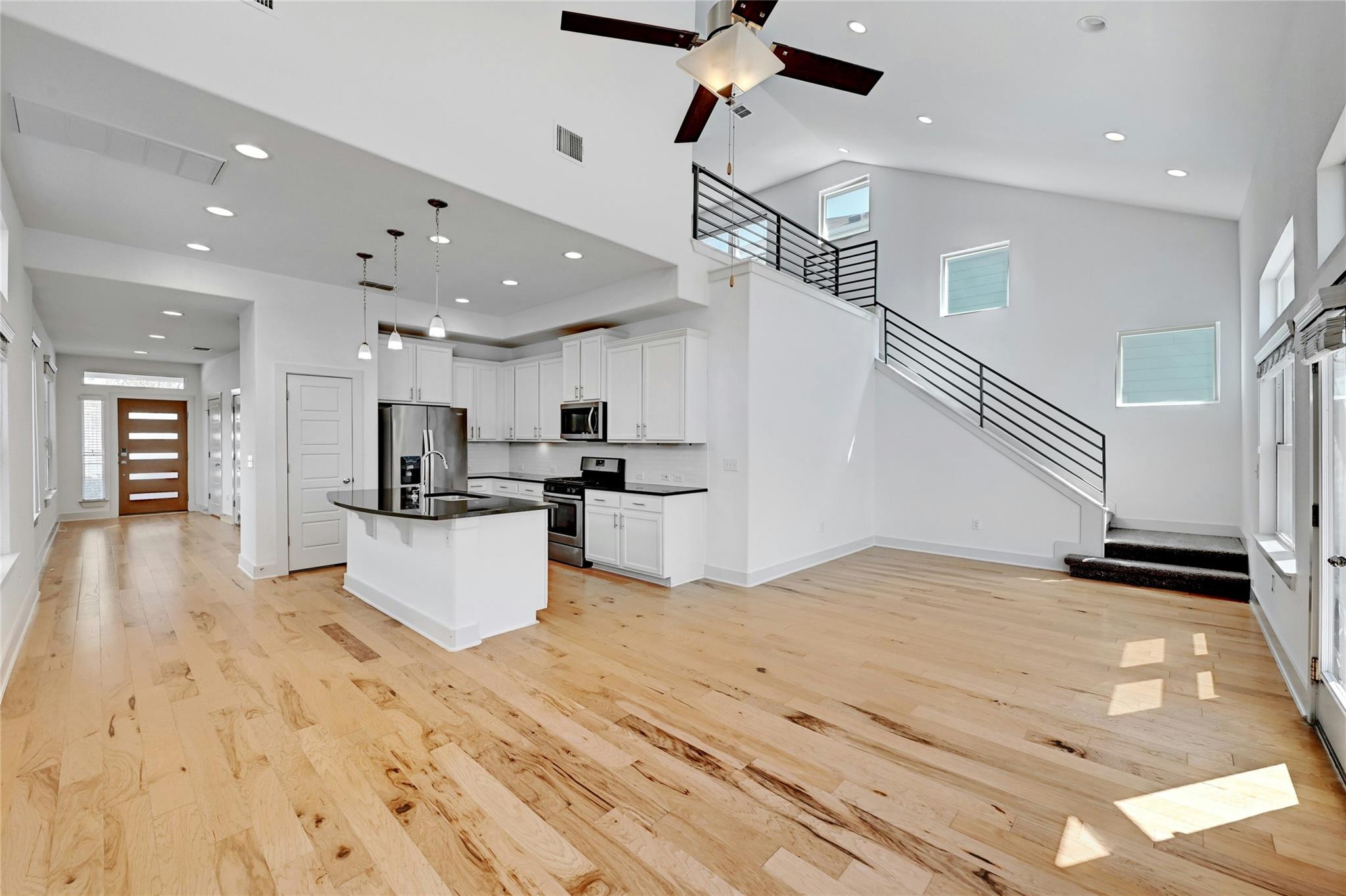 2308 Hermia St Property Photo