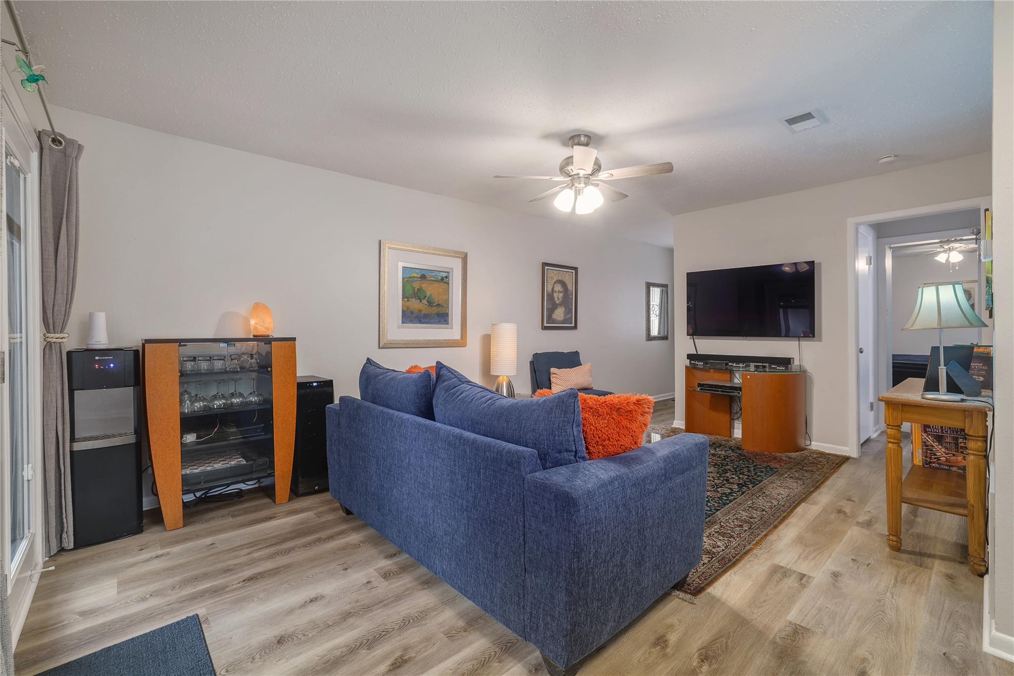 7406 Shadow Hill Dr #108 Property Photo 6