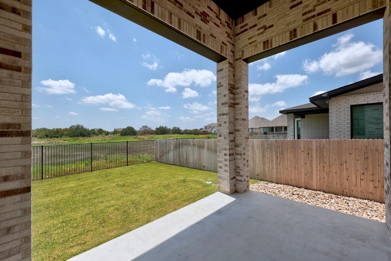 108 Ribera Dr Property Photo 17