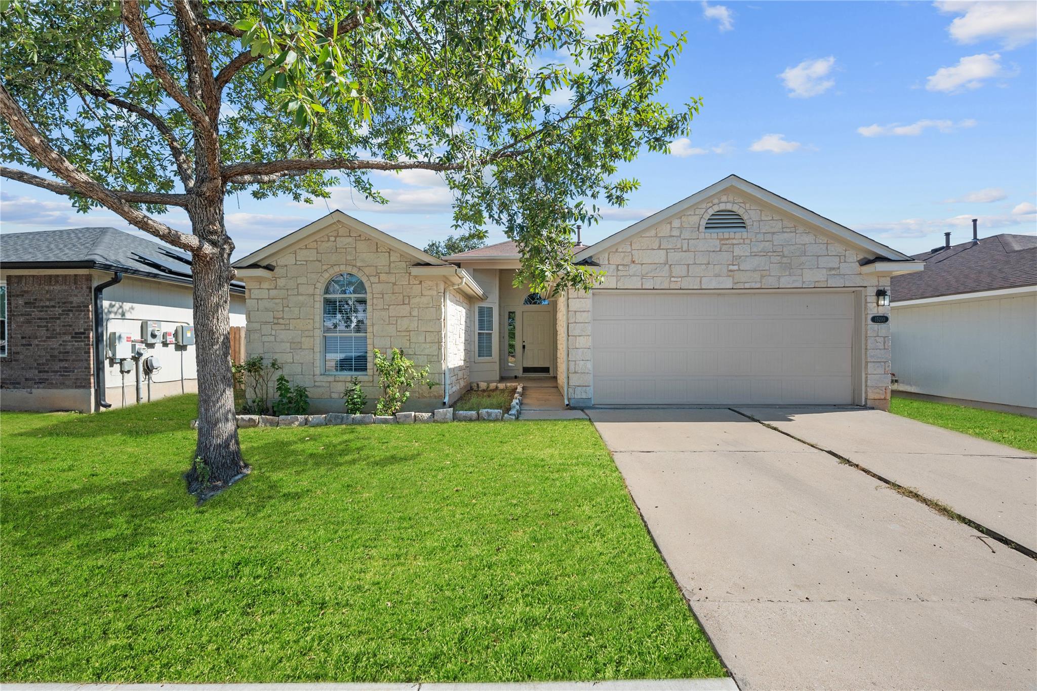 15210 Mimebark Way Property Photo 1