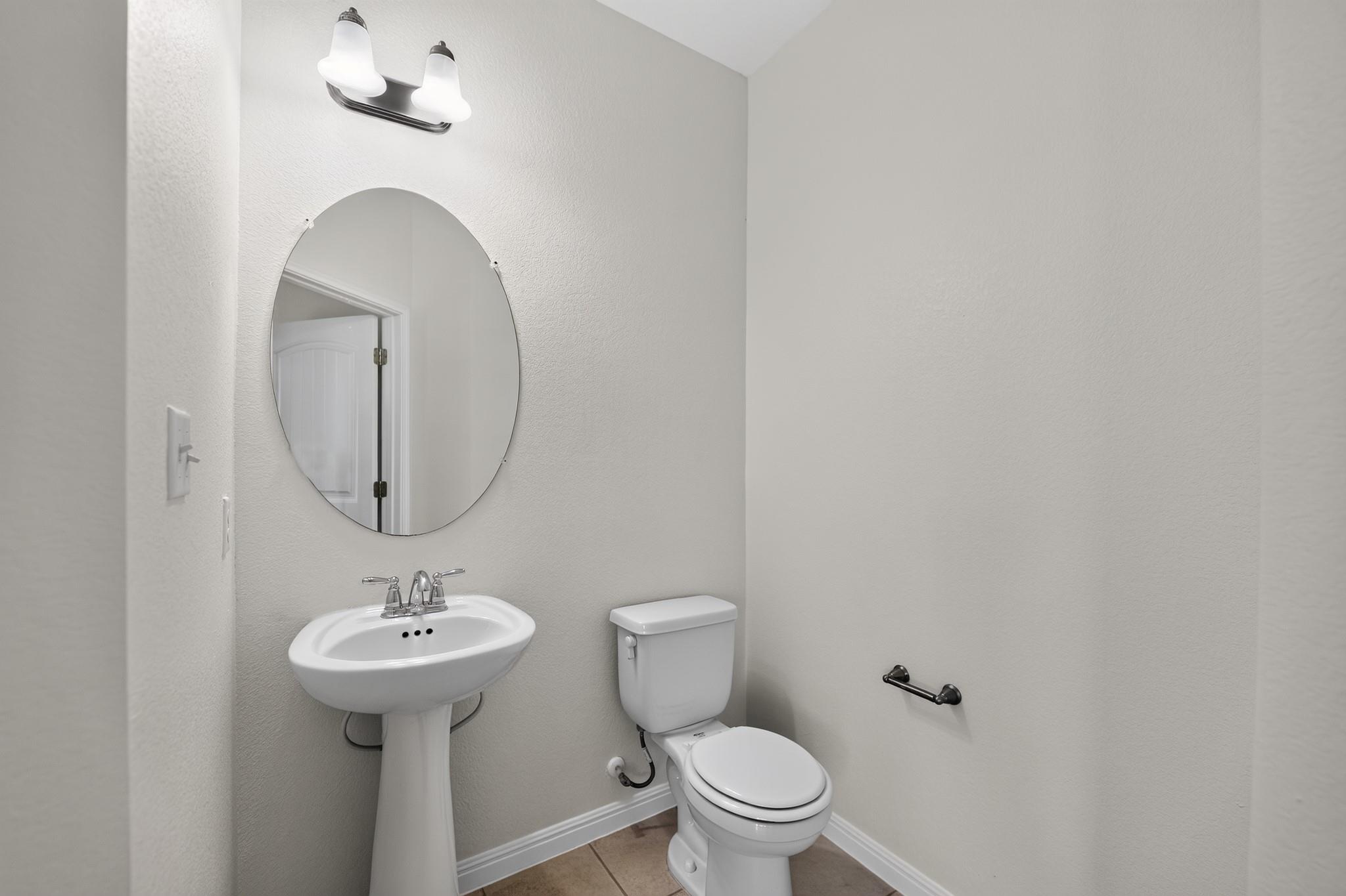 209 Evening Dusk Dr Property Photo 24