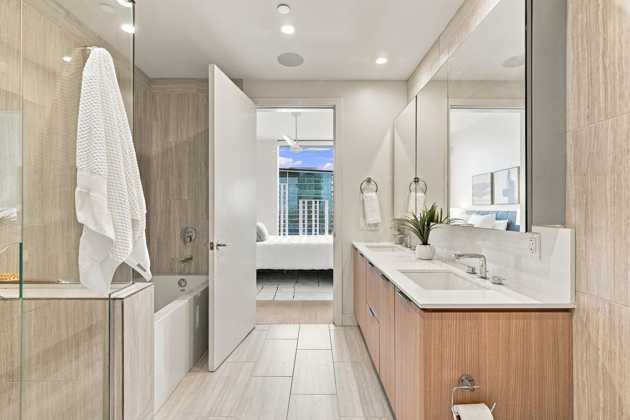 44 East Ave #3604 Property Photo 14