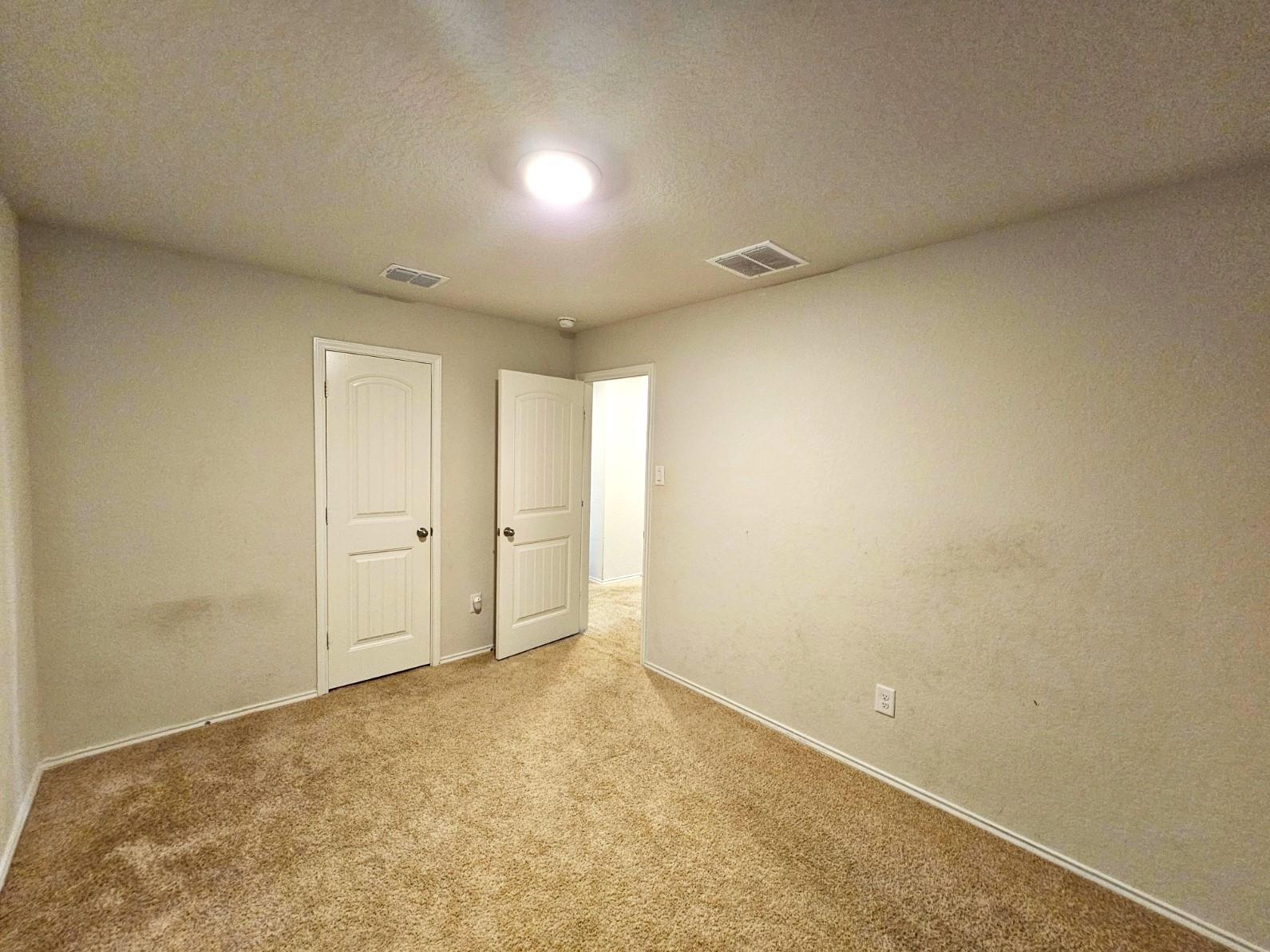 916 Armadillo Dr Property Photo 22