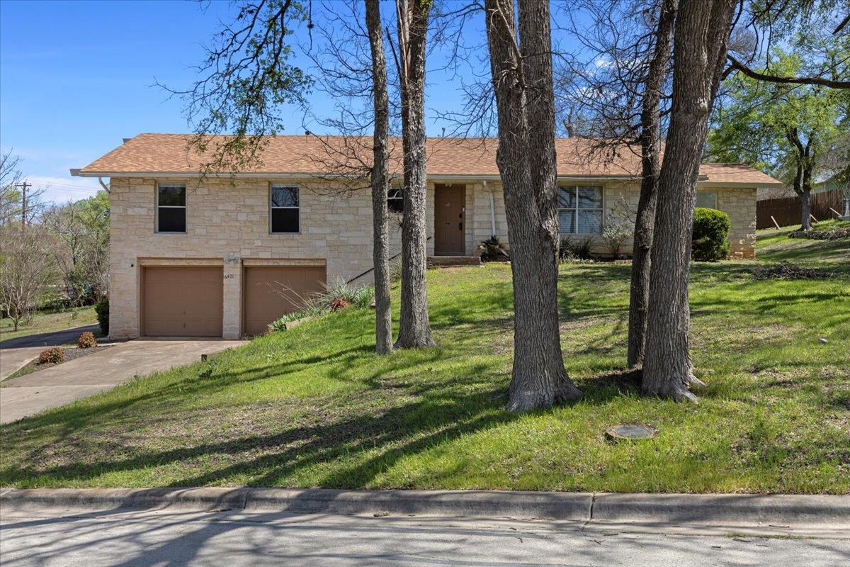 6401 Walnut Hills Dr Property Photo