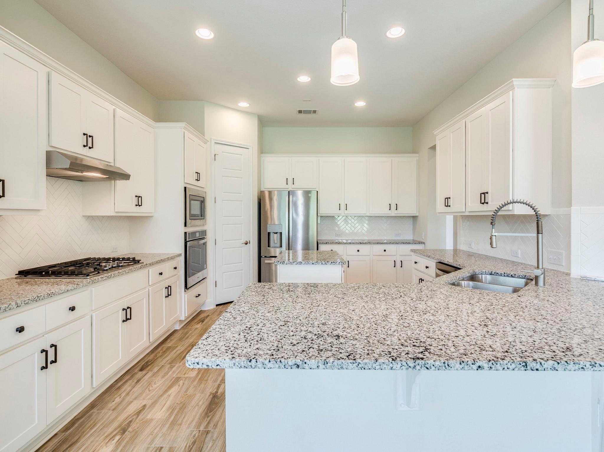 1421 Nature View Loop Property Photo 9