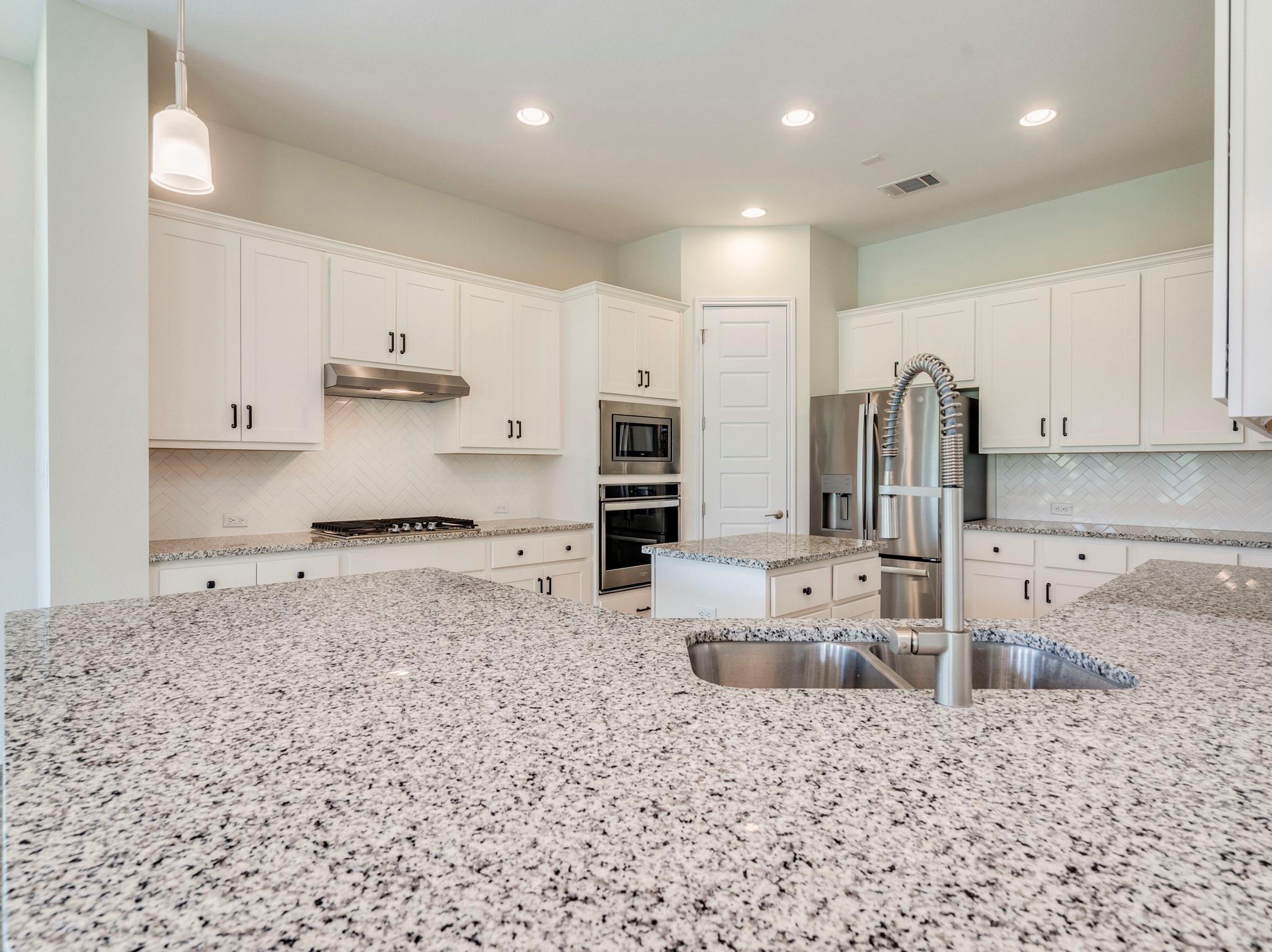 1421 Nature View Loop Property Photo 10