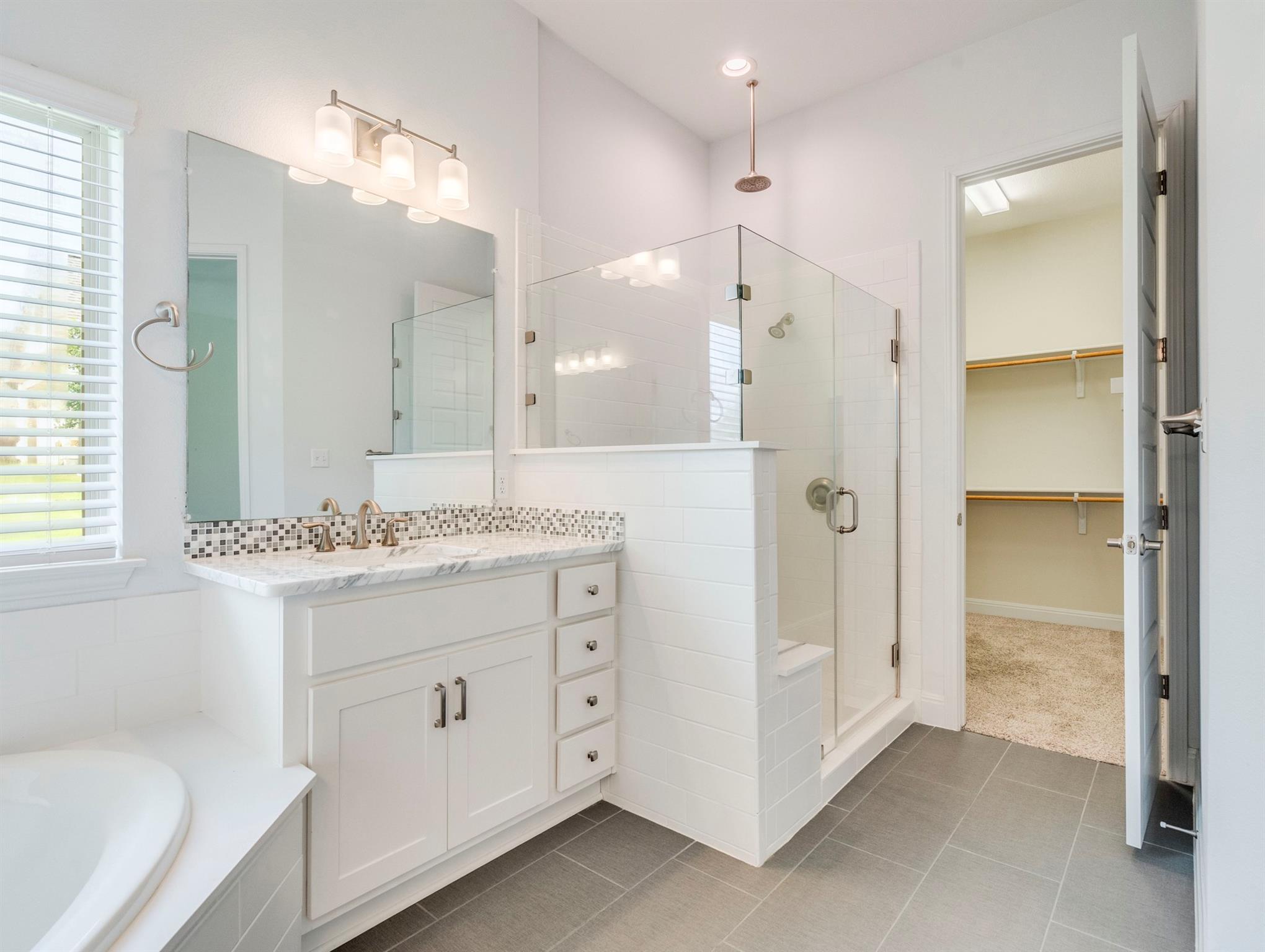 1421 Nature View Loop Property Photo 19