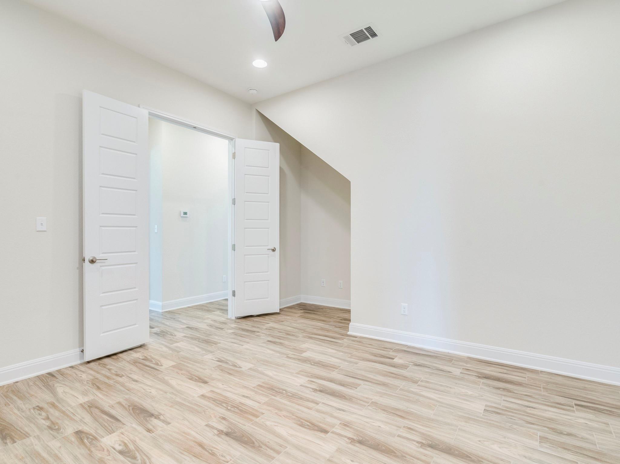 1421 Nature View Loop Property Photo 21