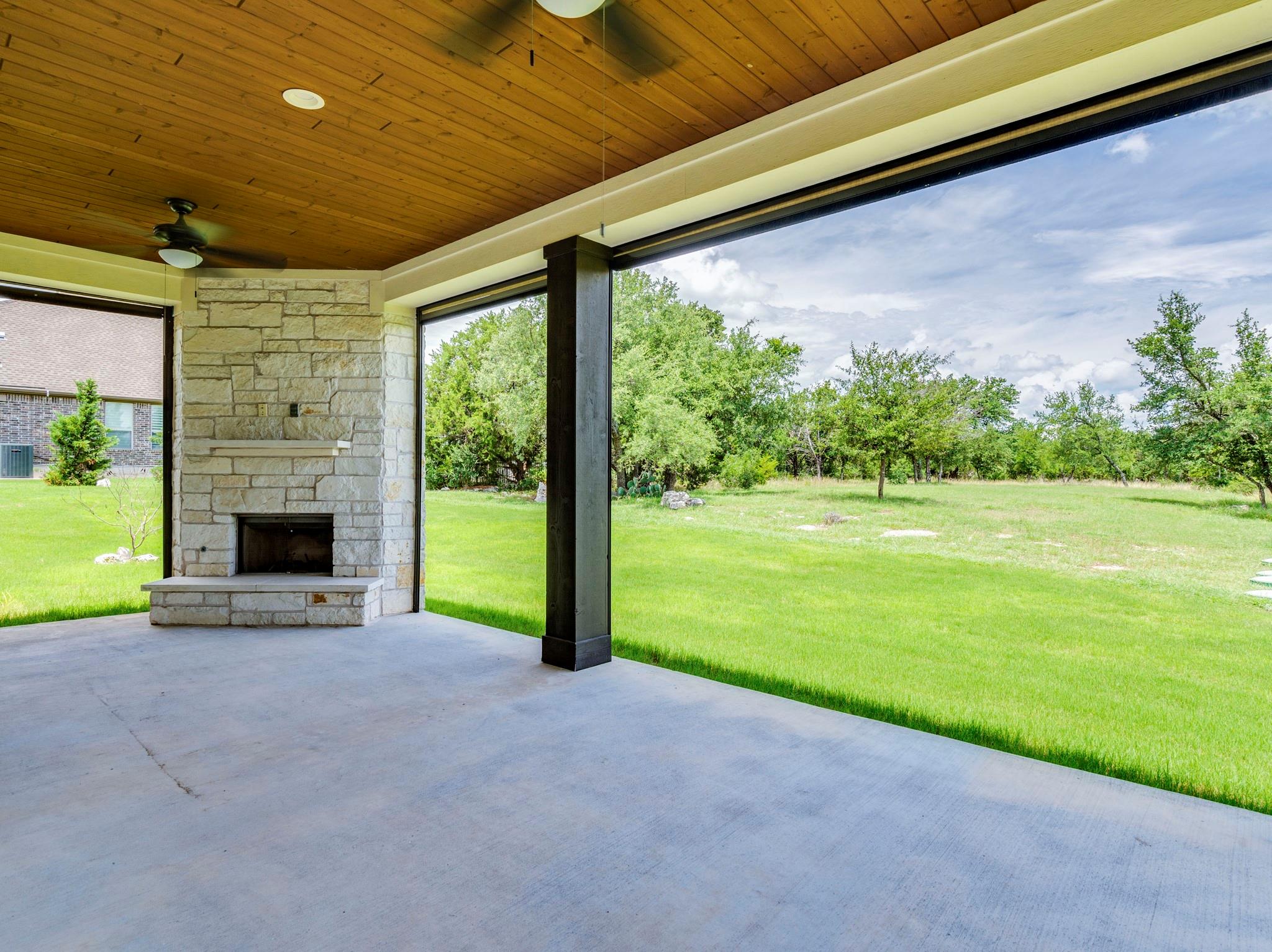 1421 Nature View Loop Property Photo 33