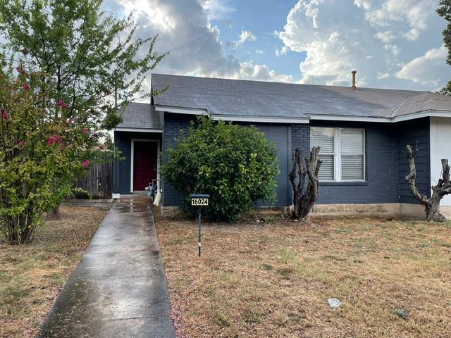 16024 Windermere Dr Property Photo 1