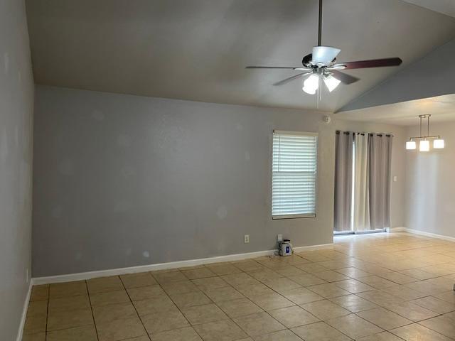 16024 Windermere Dr Property Photo 3