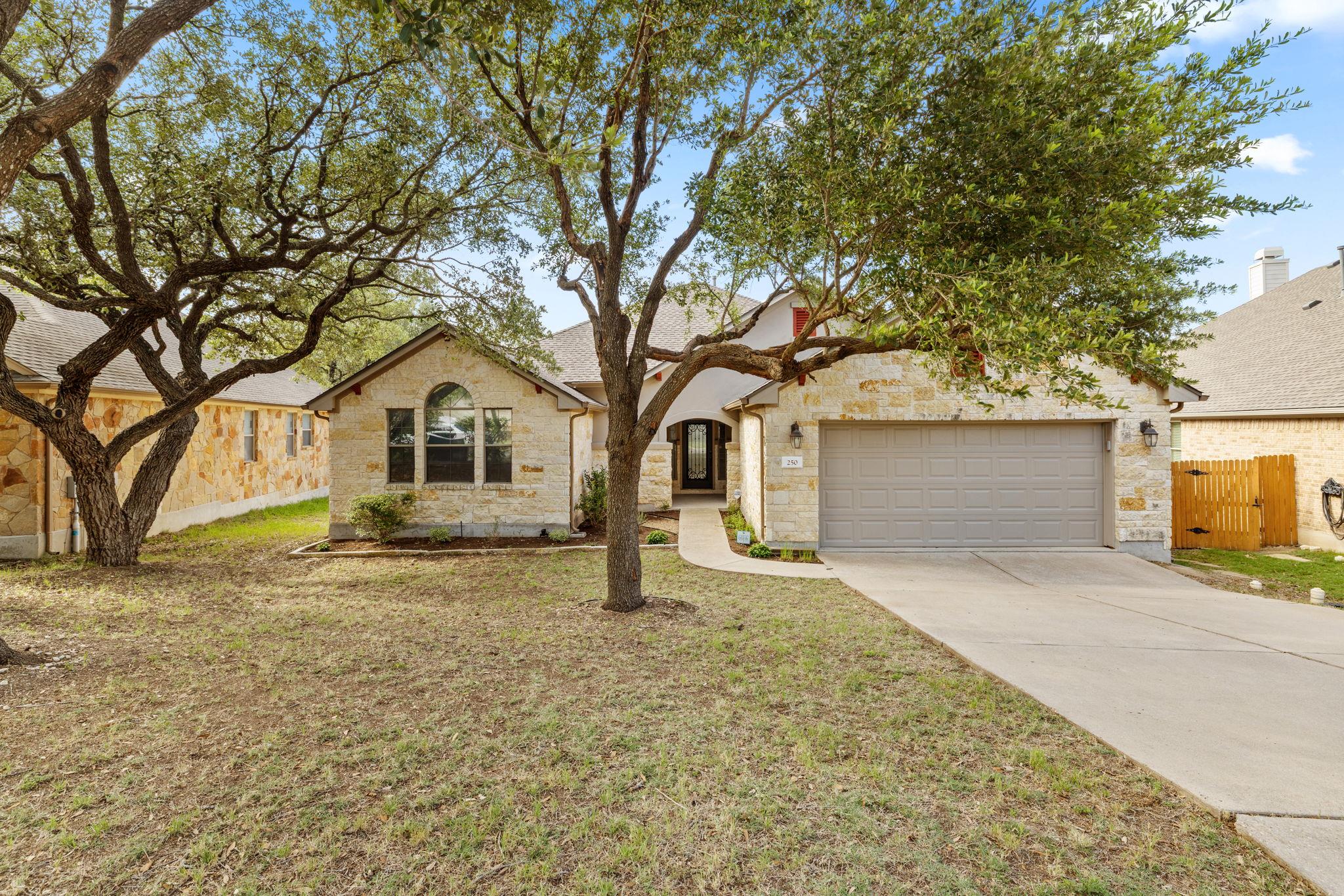250 Maeves Way Property Photo 1