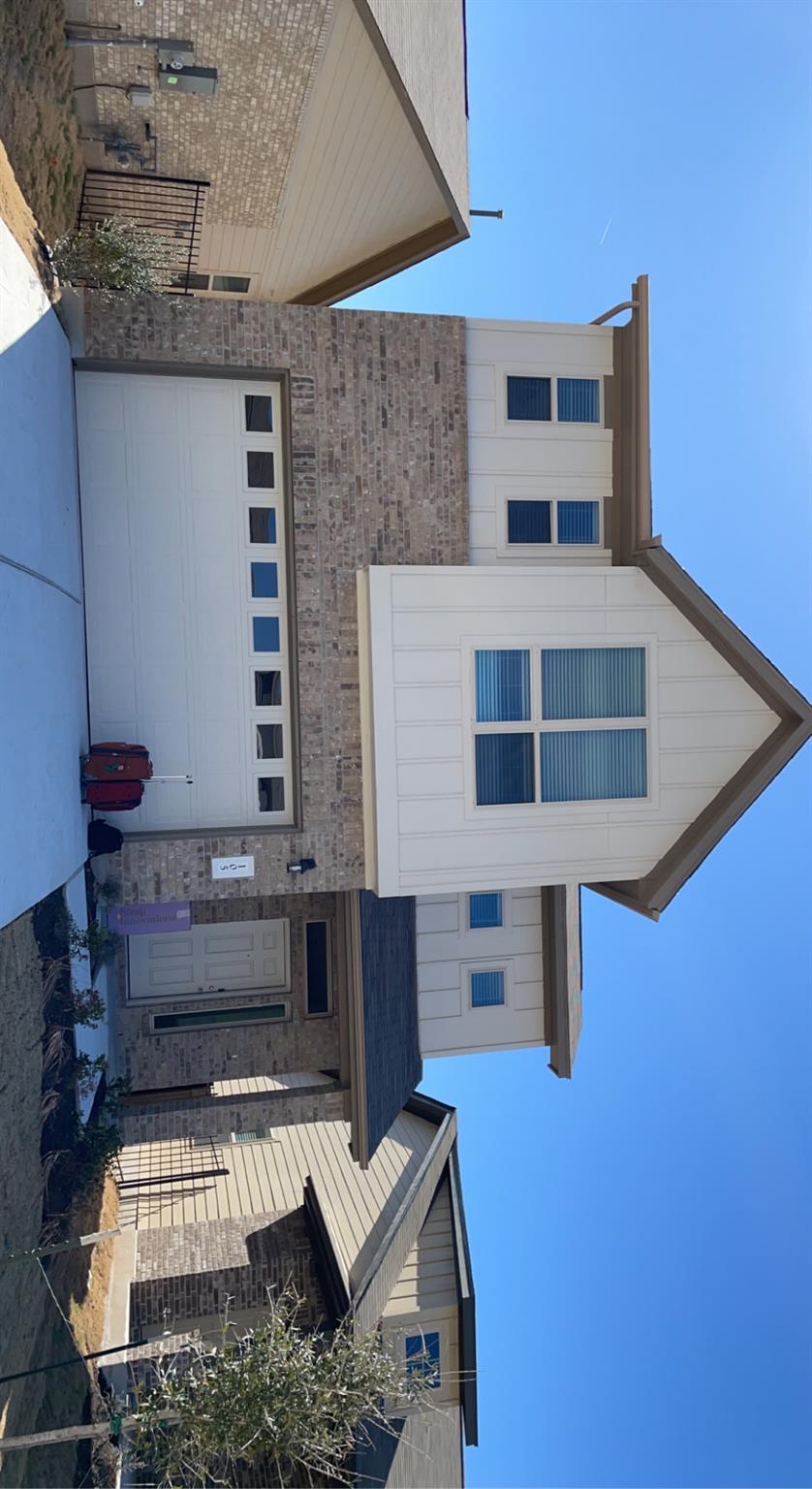 105 Durmont Pass Property Photo 1