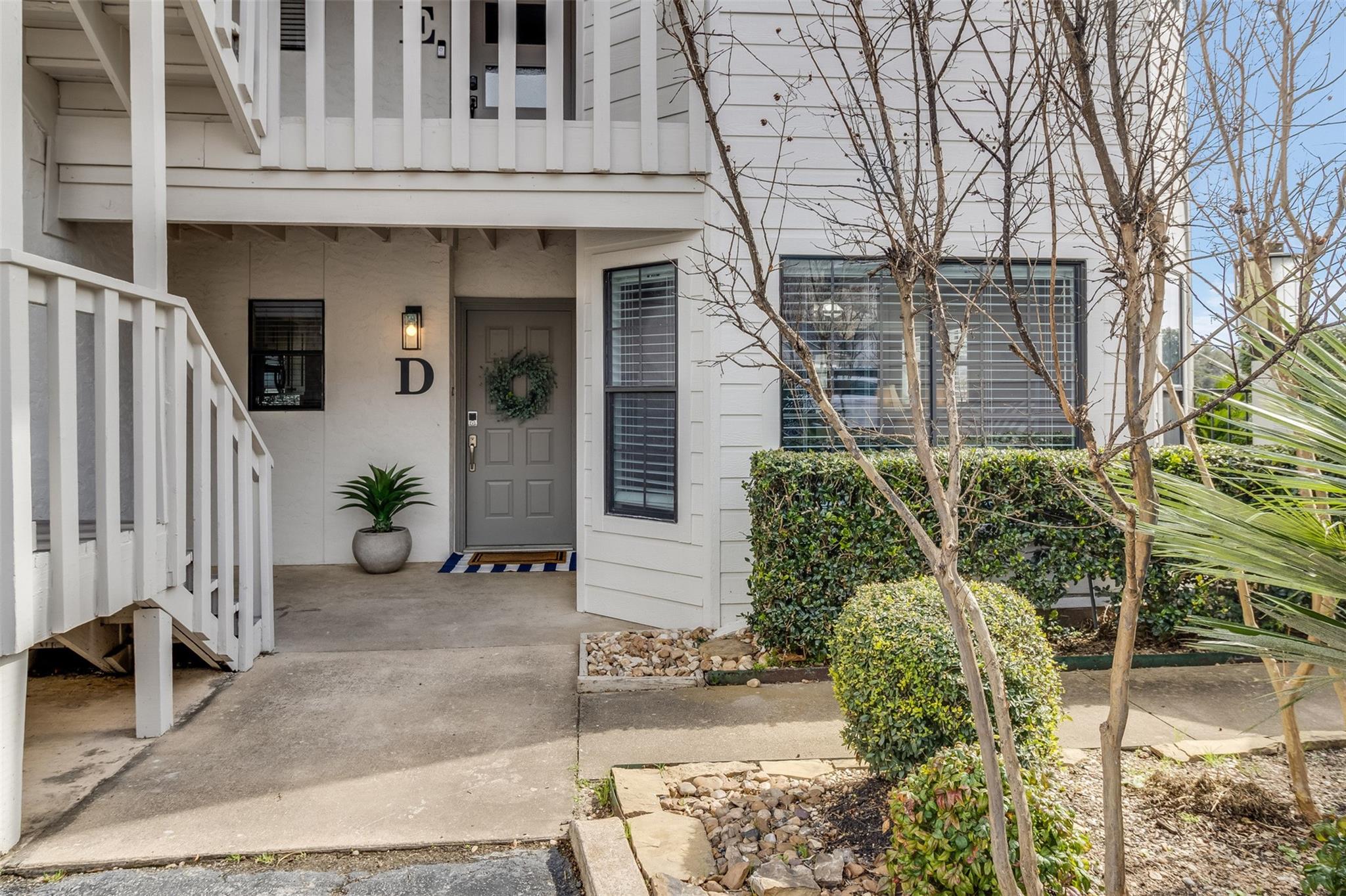 101 Island Dr #d Property Photo 4