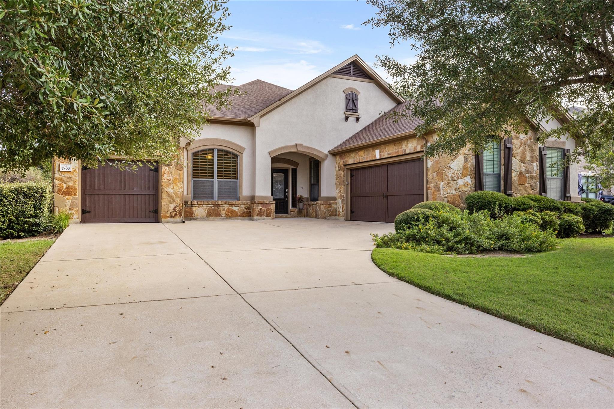 7800 Haggans Ln Property Photo 1