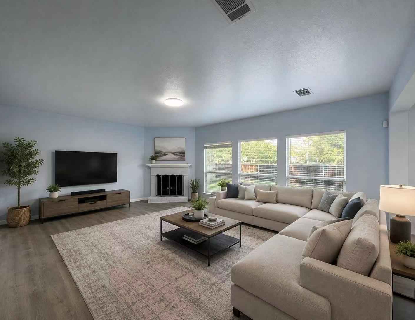 1705 E Westminster Way Property Photo 1