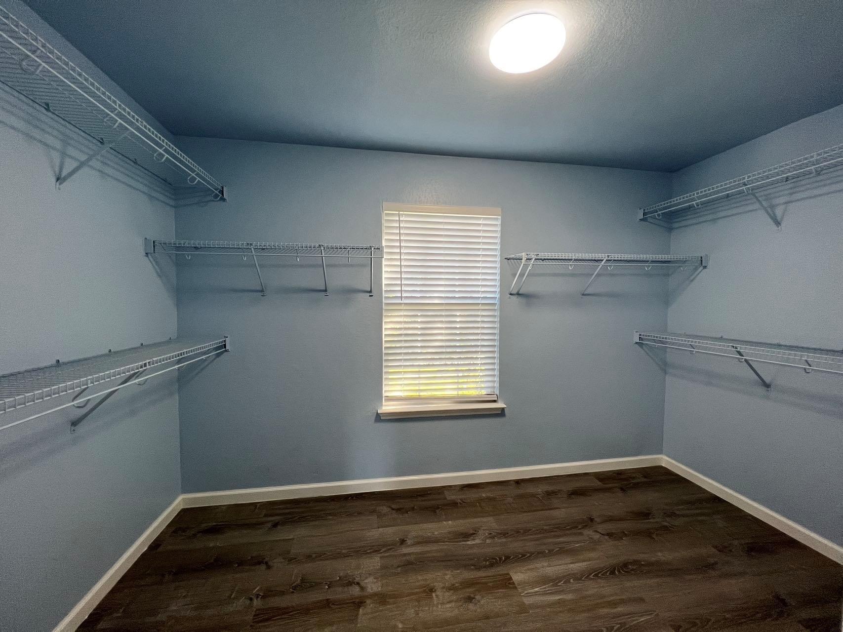 1705 E Westminster Way Property Photo 9