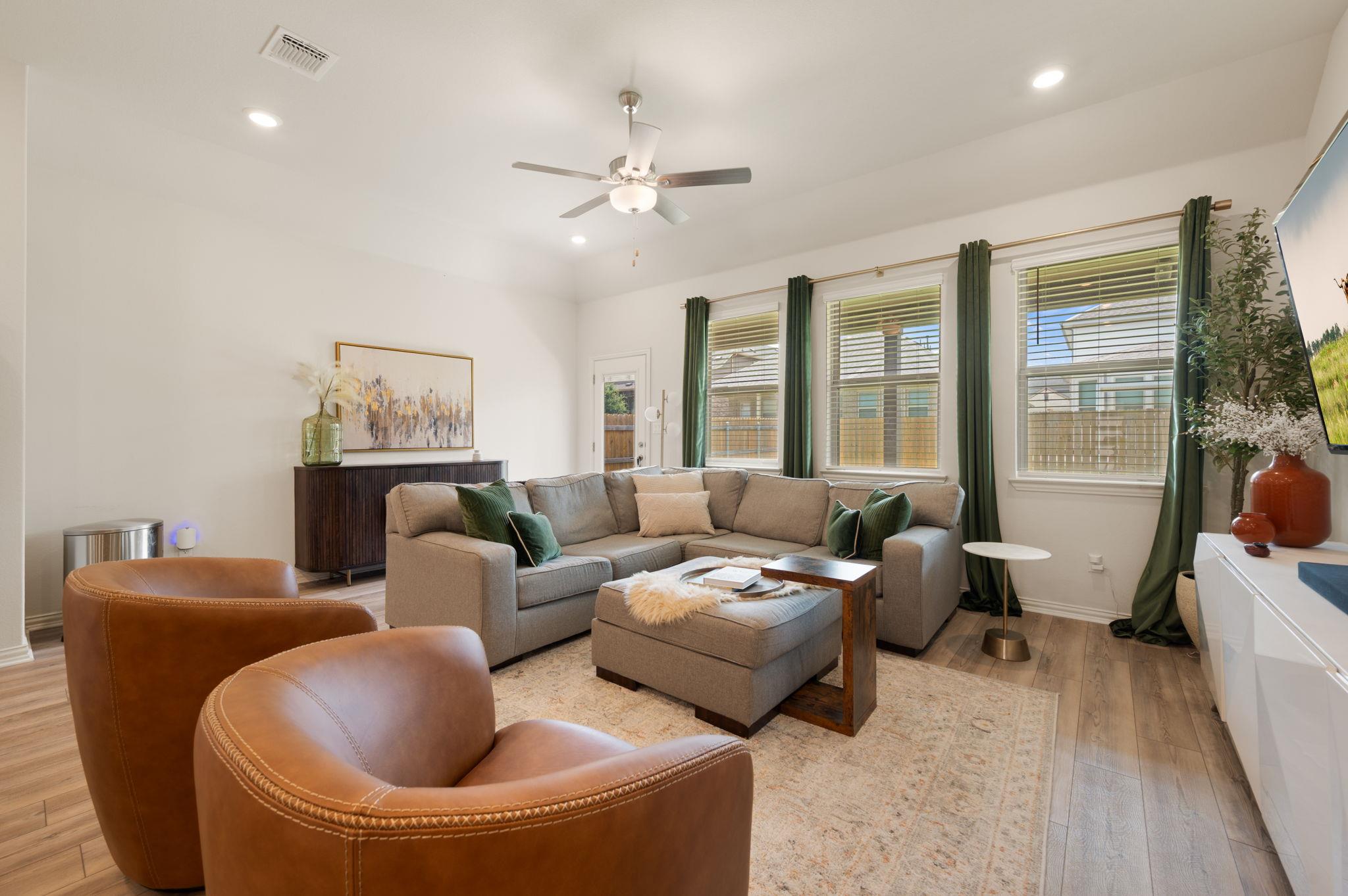 3932 Pine Cone Way Property Photo 12