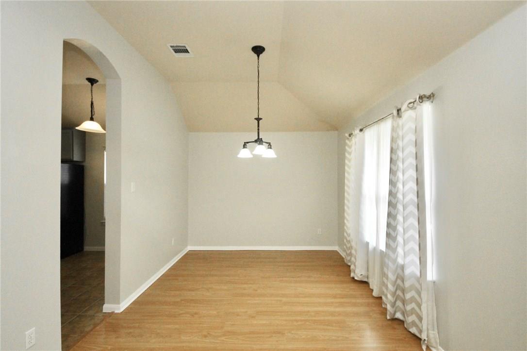 3728 Pine Needle Cir Property Photo 5
