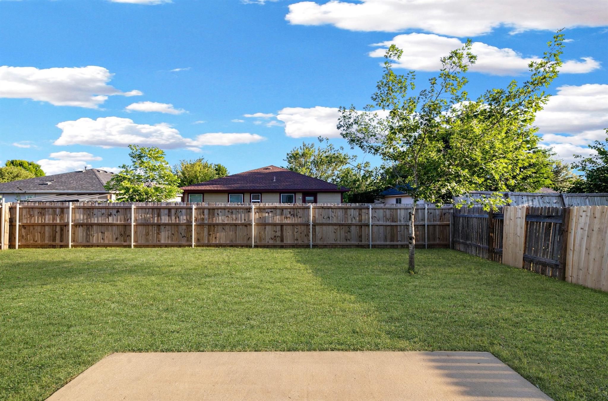 124 Steven St Property Photo 26
