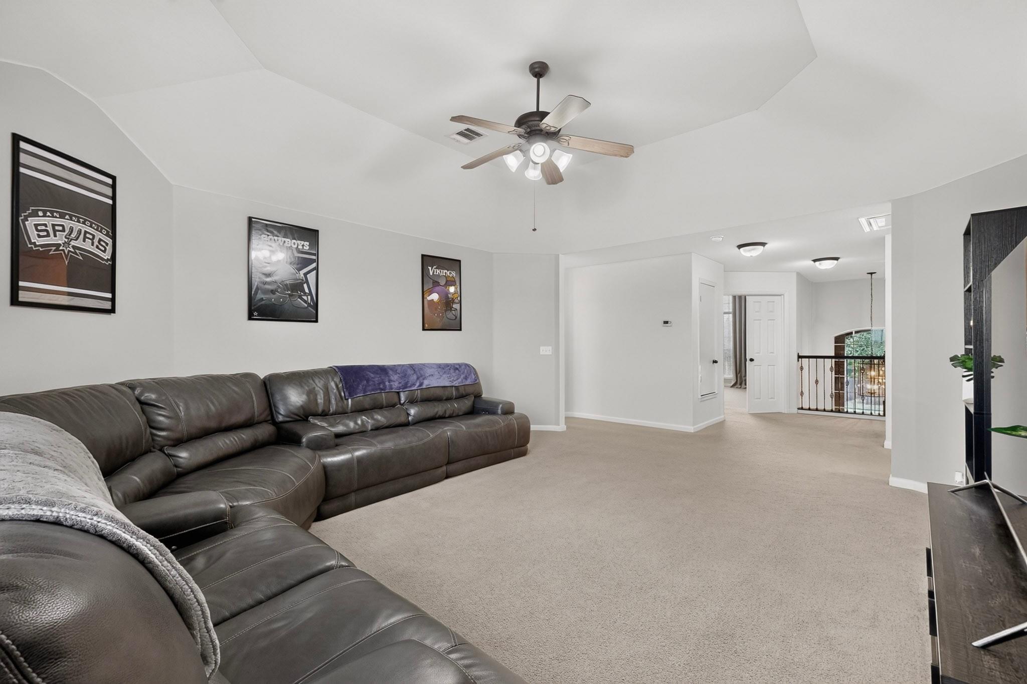 2544 Salorn Way Property Photo 20