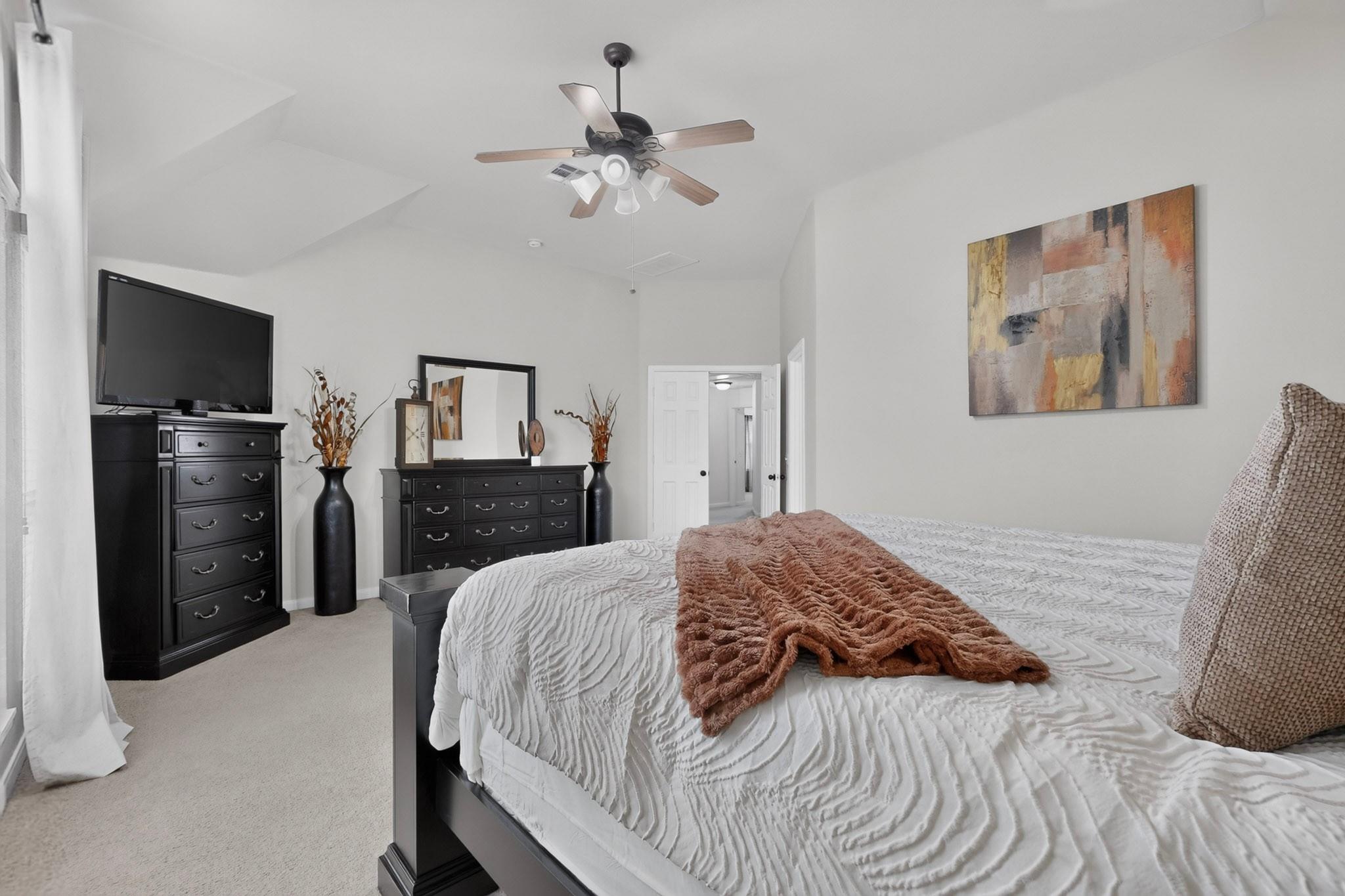 2544 Salorn Way Property Photo 23