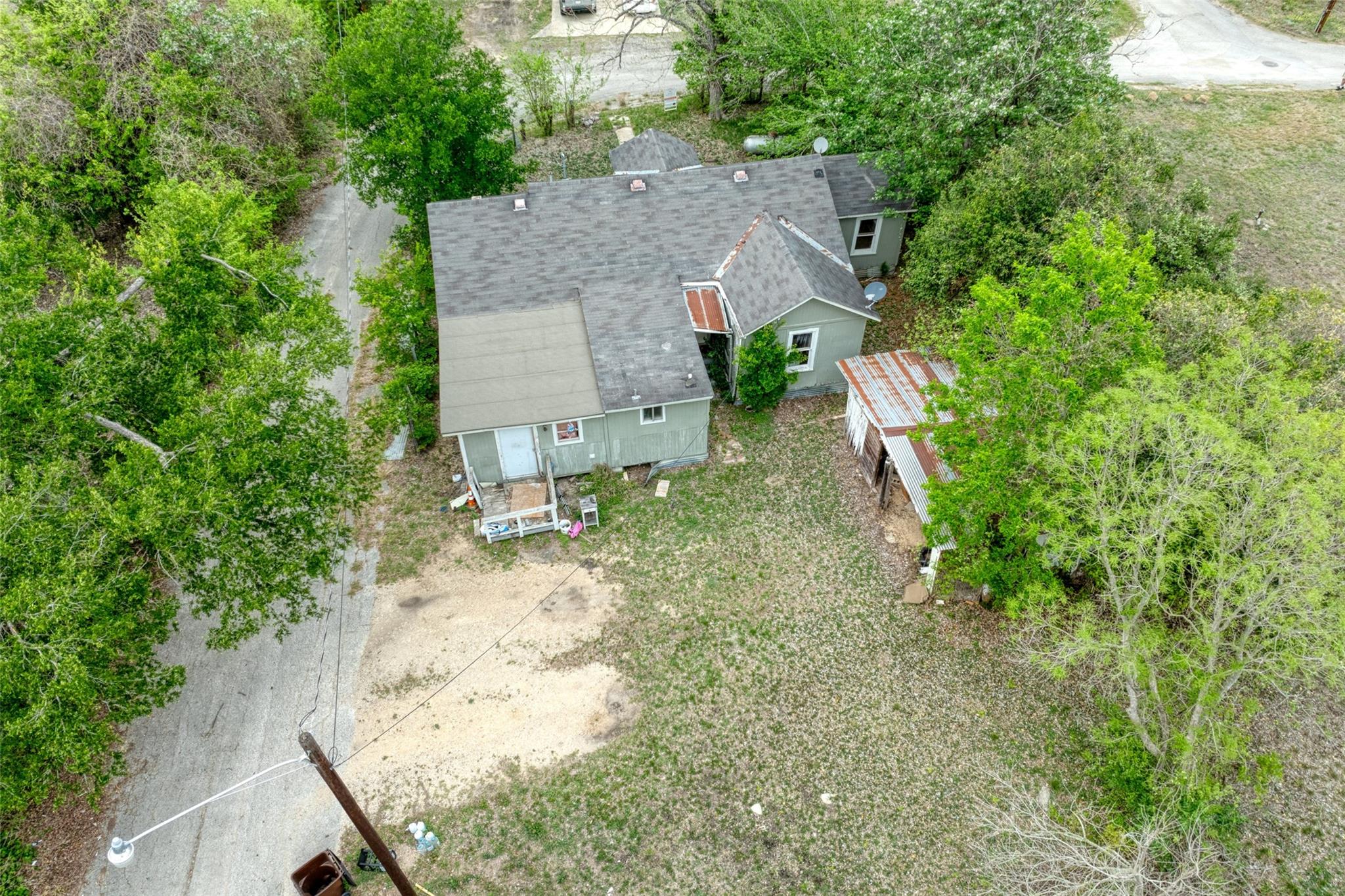 1006 Proctor St Property Photo 15