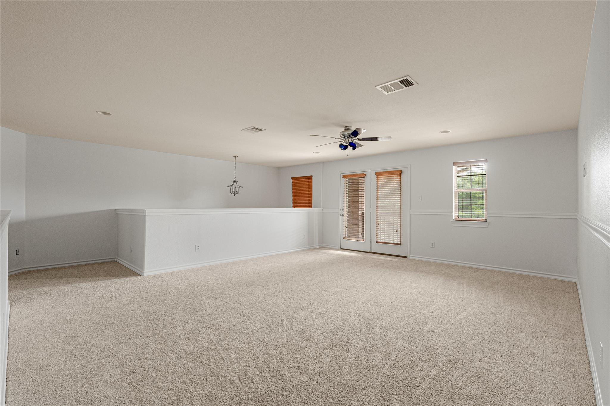 212 Camperdown Elm Dr Property Photo 16