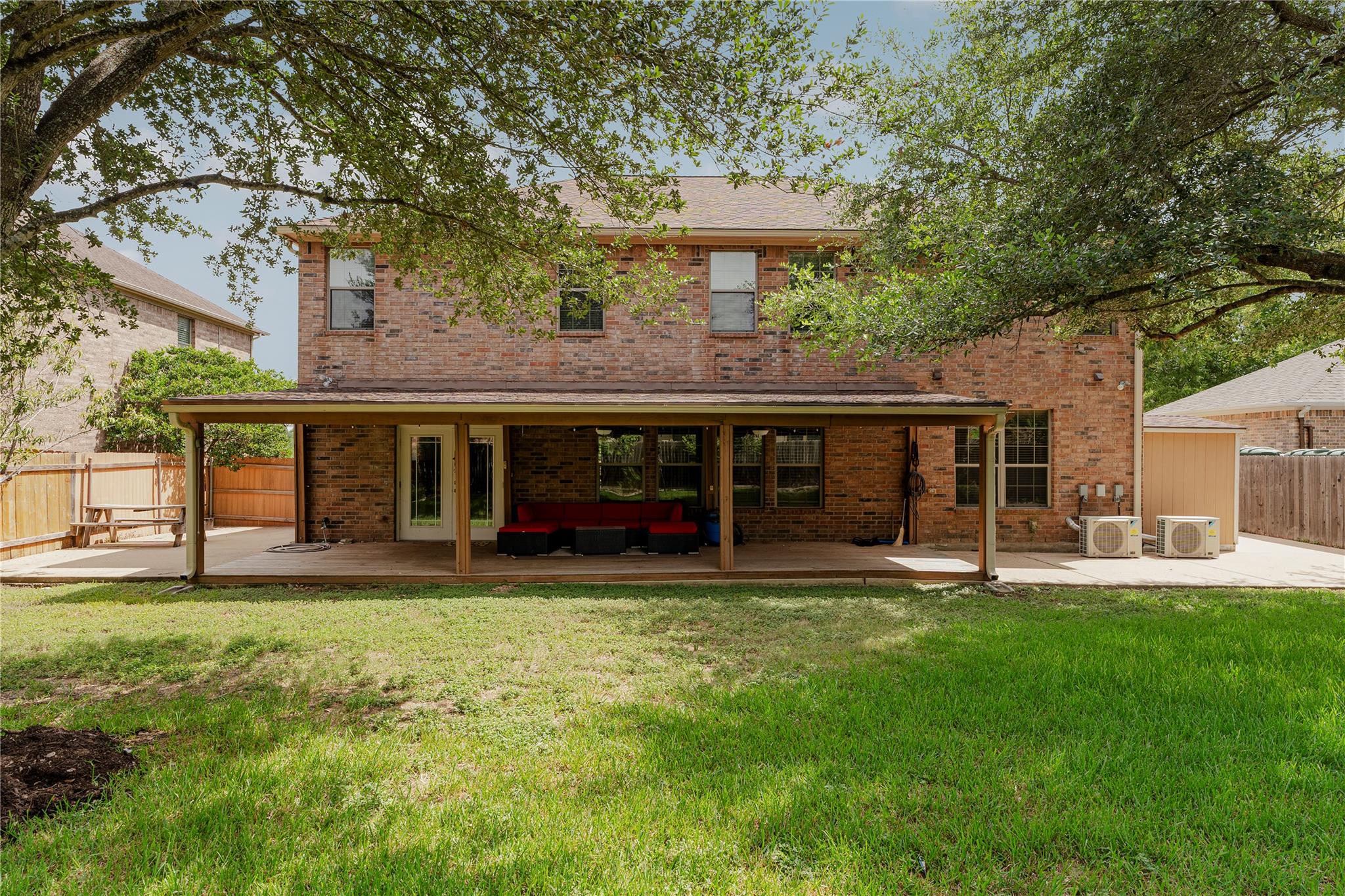 212 Camperdown Elm Dr Property Photo 28