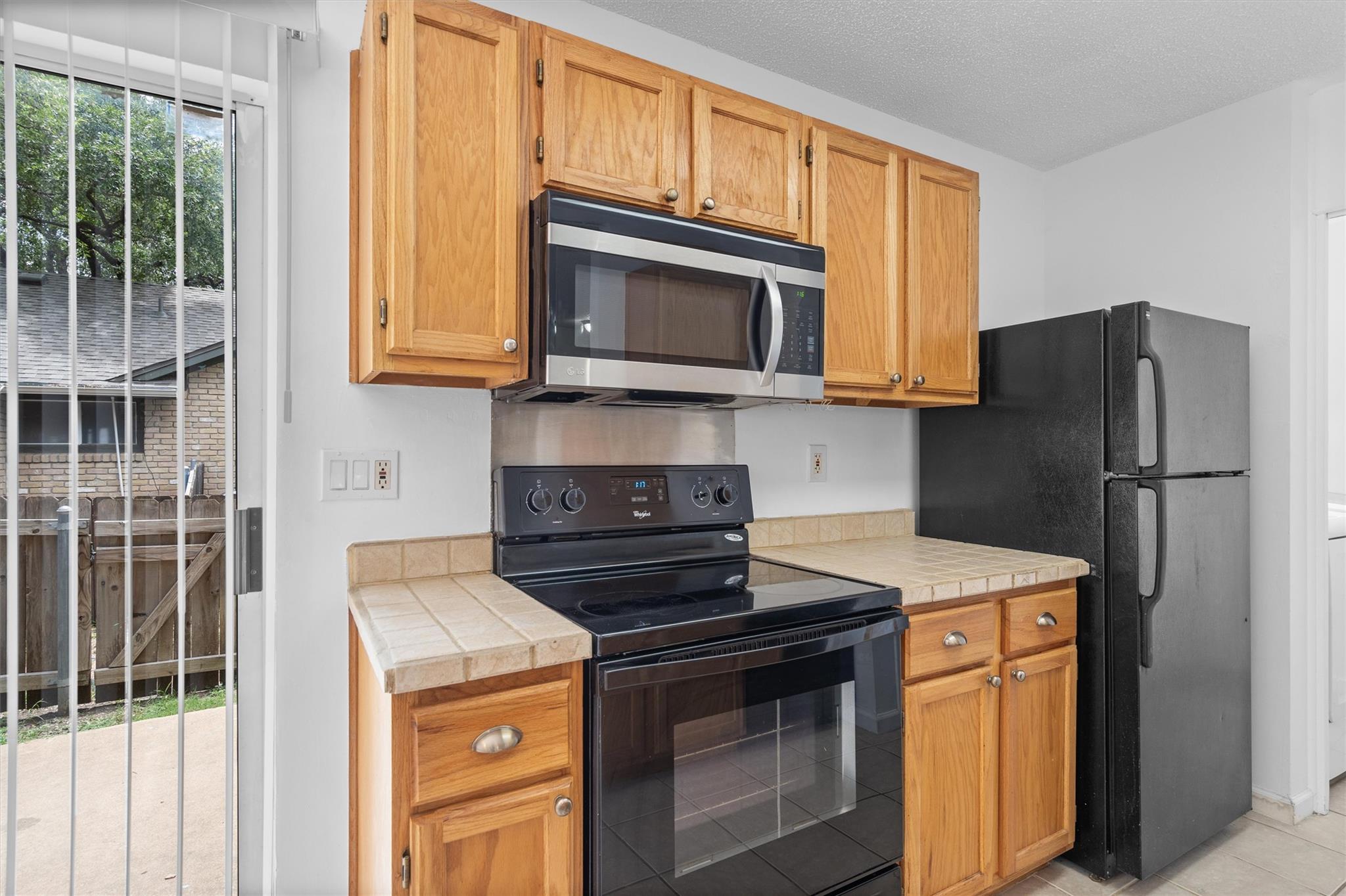 1015 E Yager Ln #79 Property Photo 9