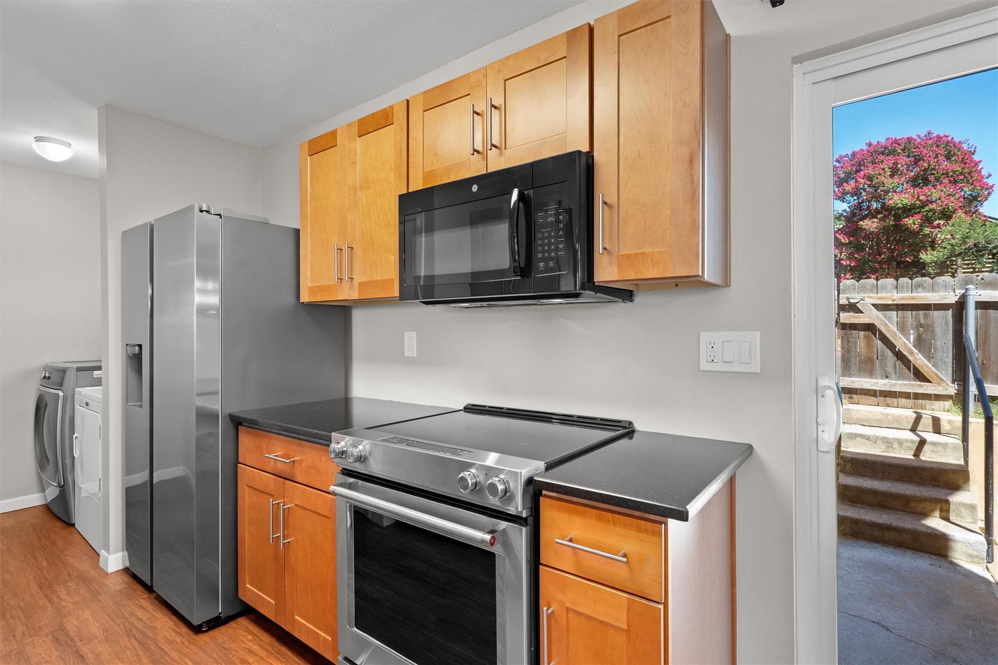 1015 E Yager Ln #79 Property Photo 10