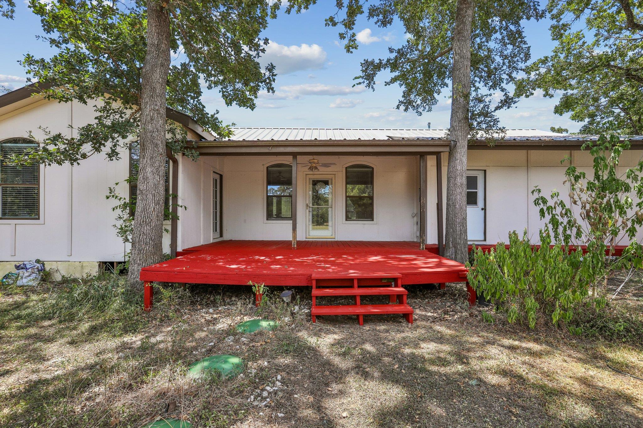 286 Simpson Ave Property Photo 21