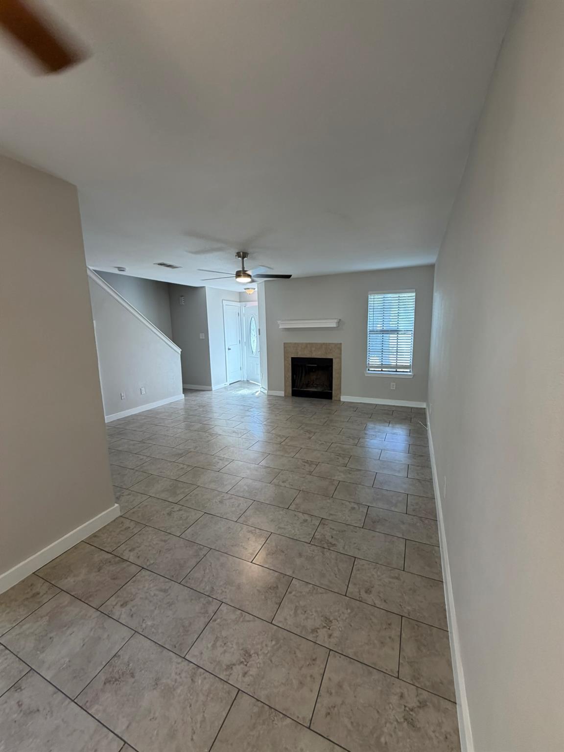 404 West St #d Property Photo 2