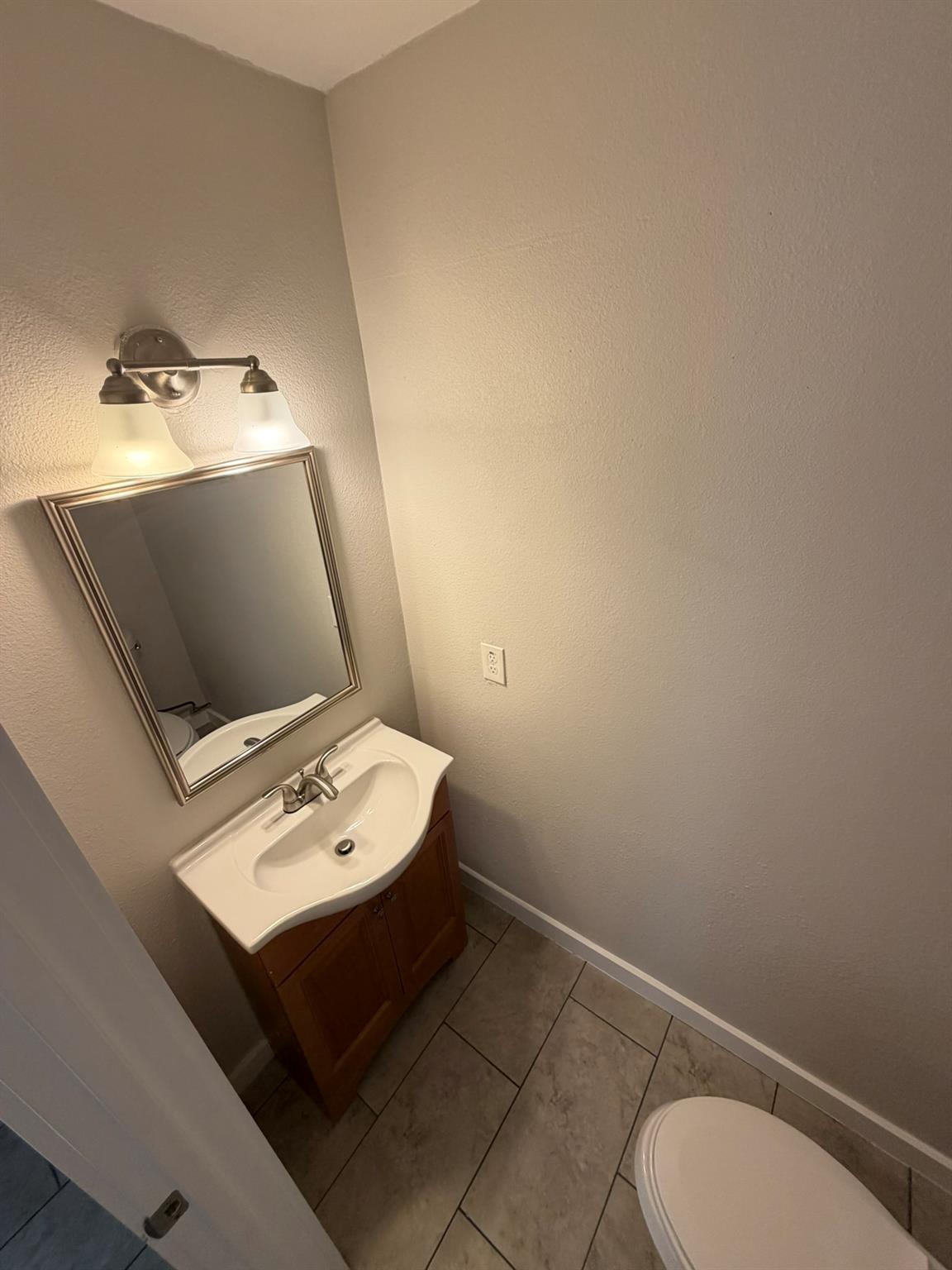 404 West St #d Property Photo 11