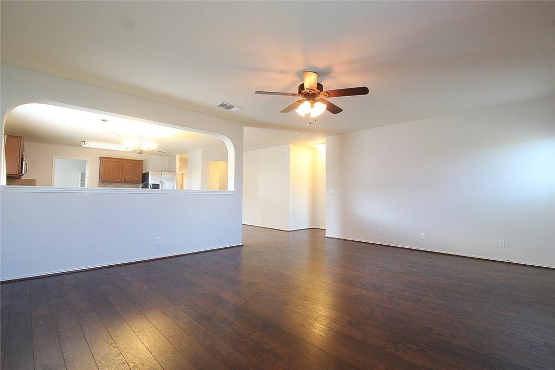 128 Challenger None Property Photo 9
