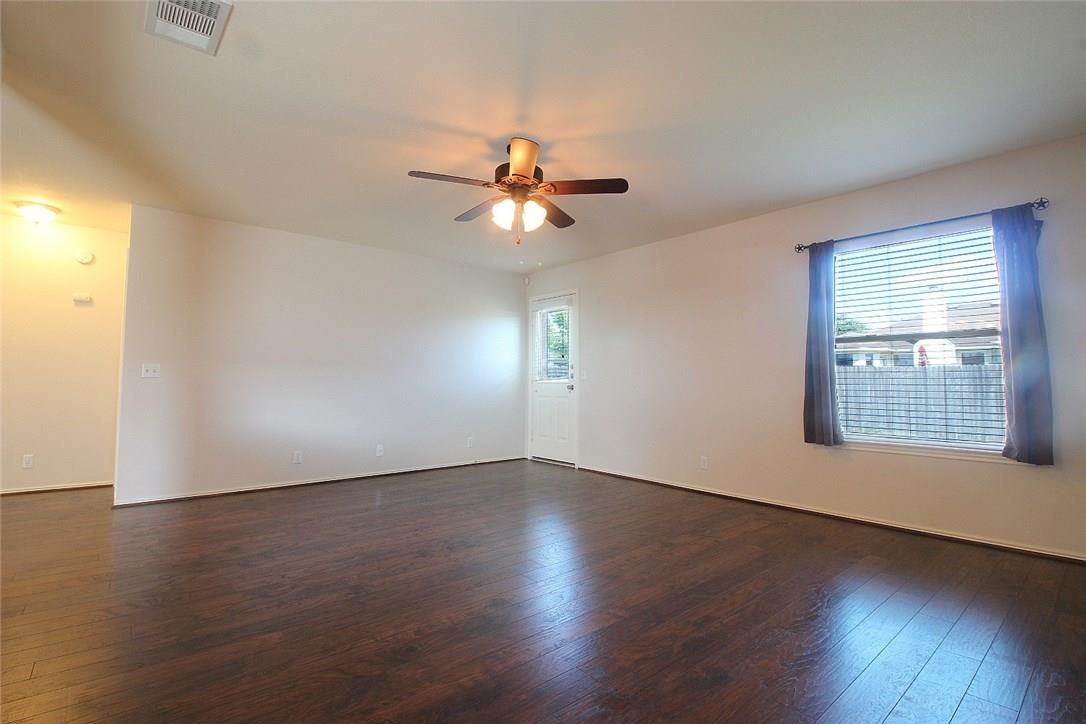 128 Challenger None Property Photo 10