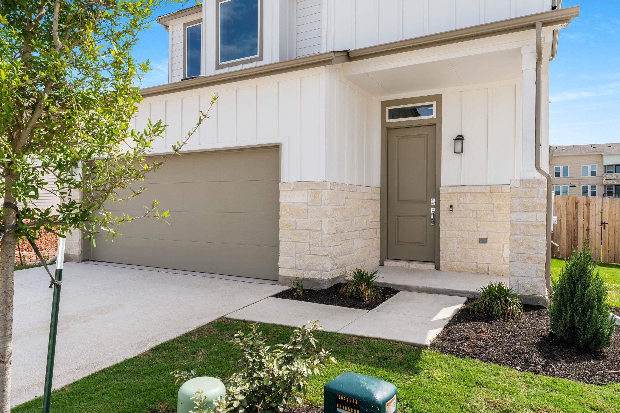 2201 Cento Walk 70 Property Photo 1