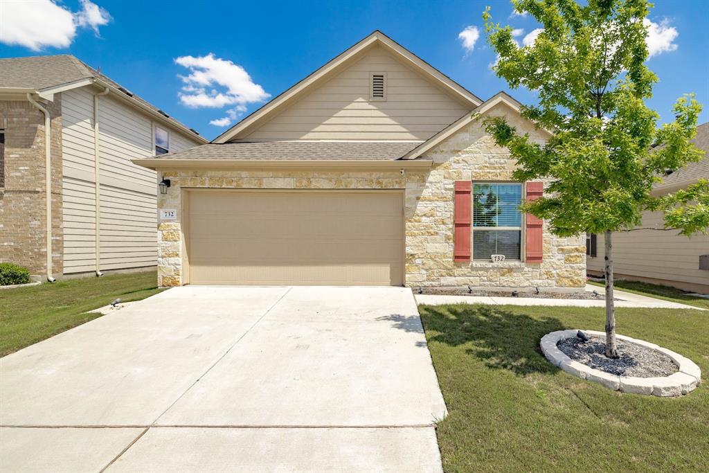 732 Fortrose Ter Property Photo 1