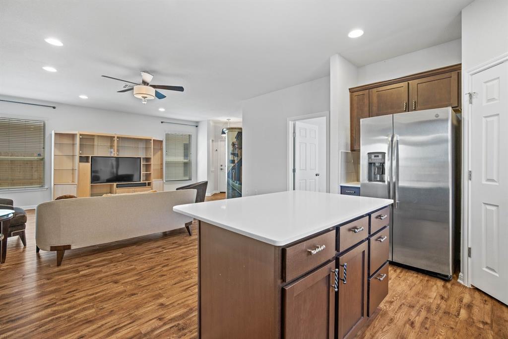 732 Fortrose Ter Property Photo 12