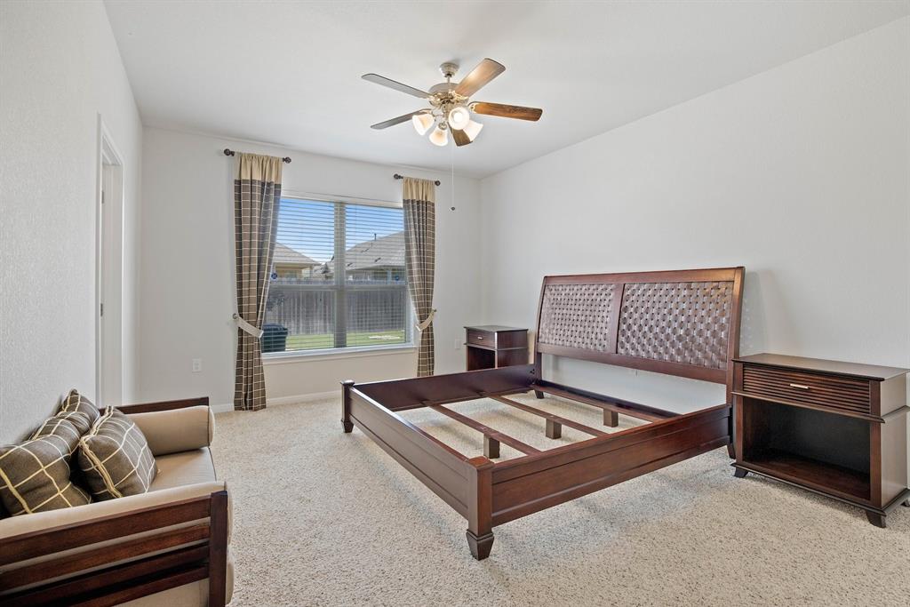 732 Fortrose Ter Property Photo 13