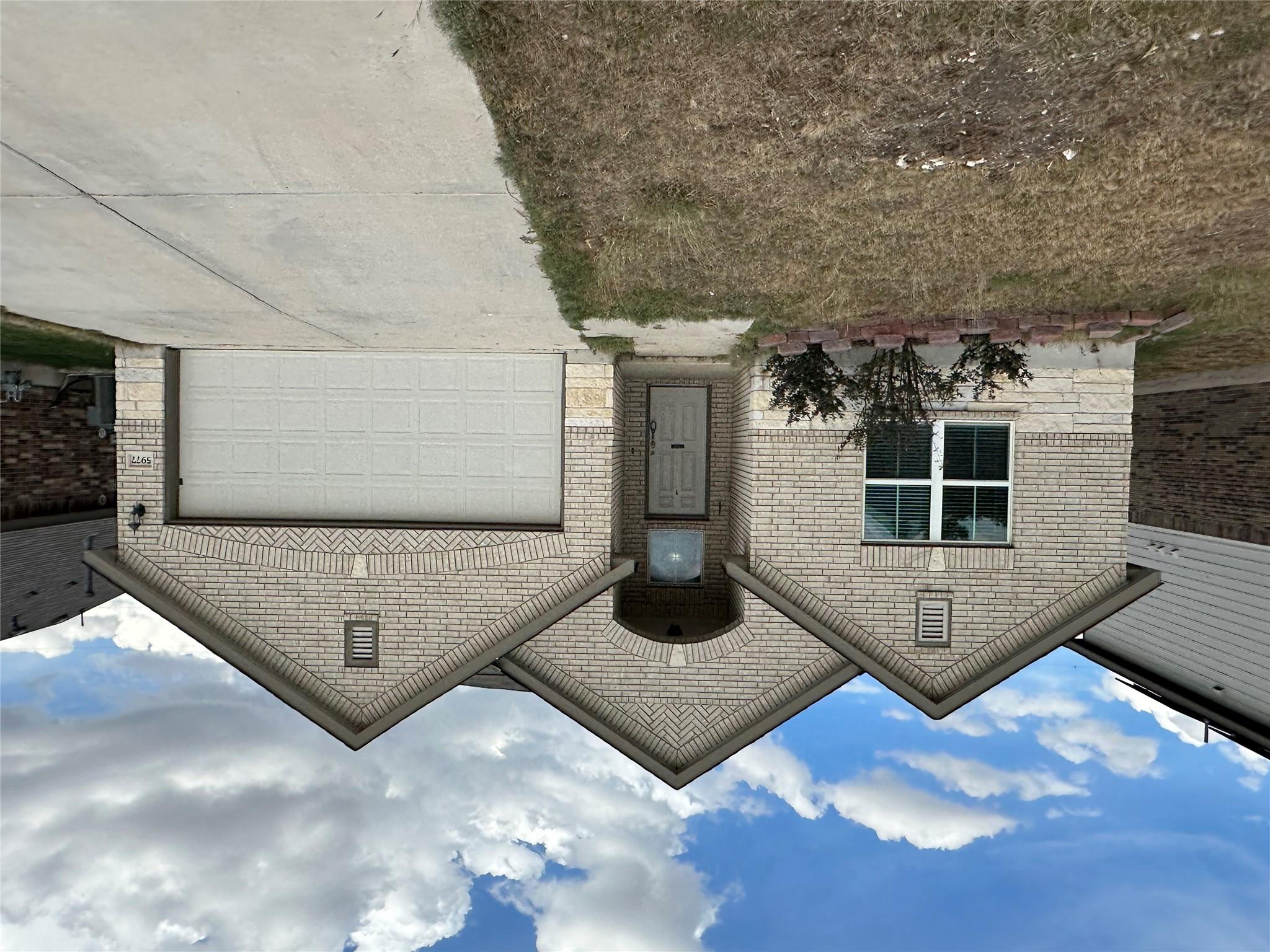 5977 Malta Cir Property Photo 1