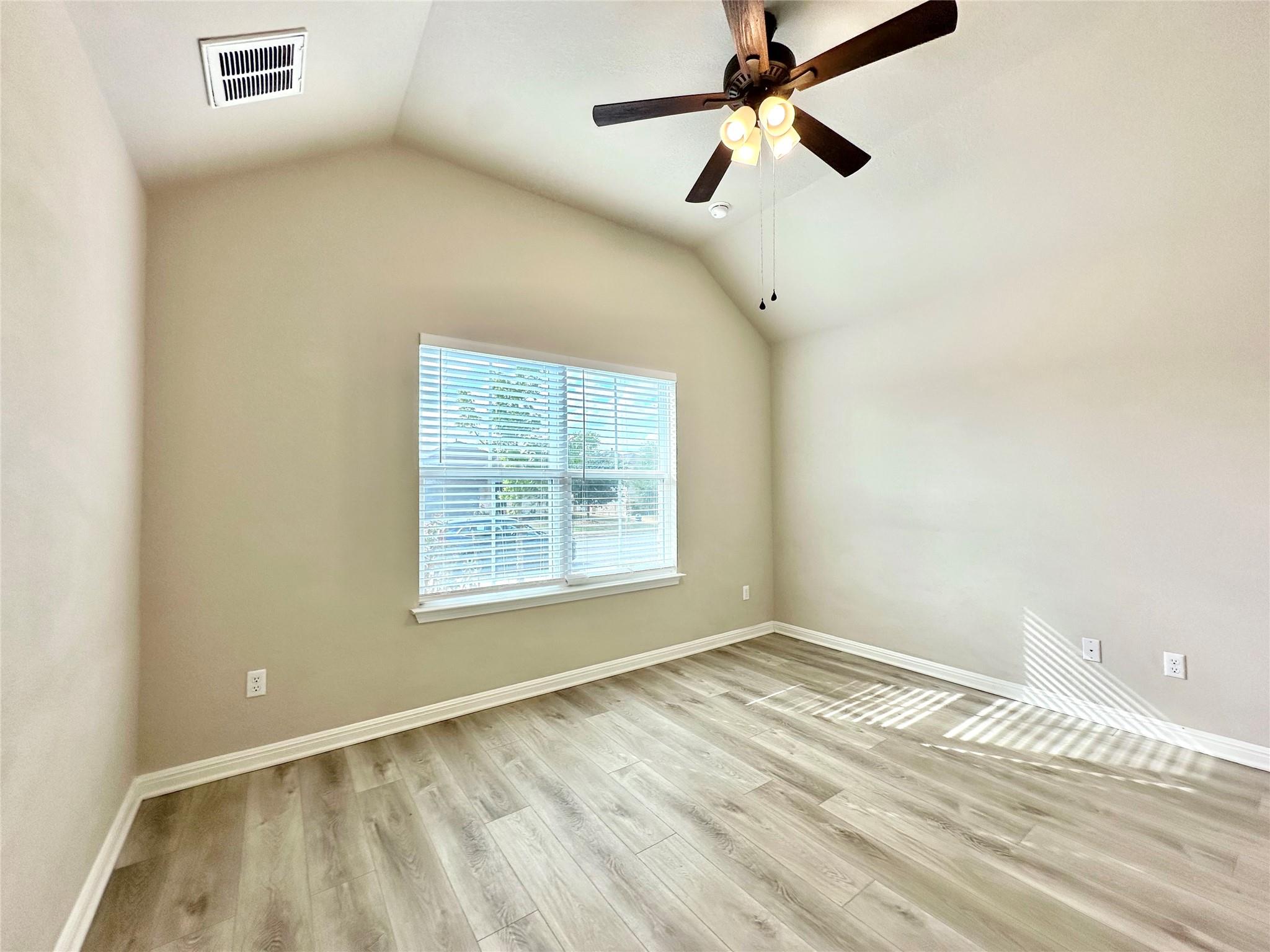 5977 Malta Cir Property Photo 4