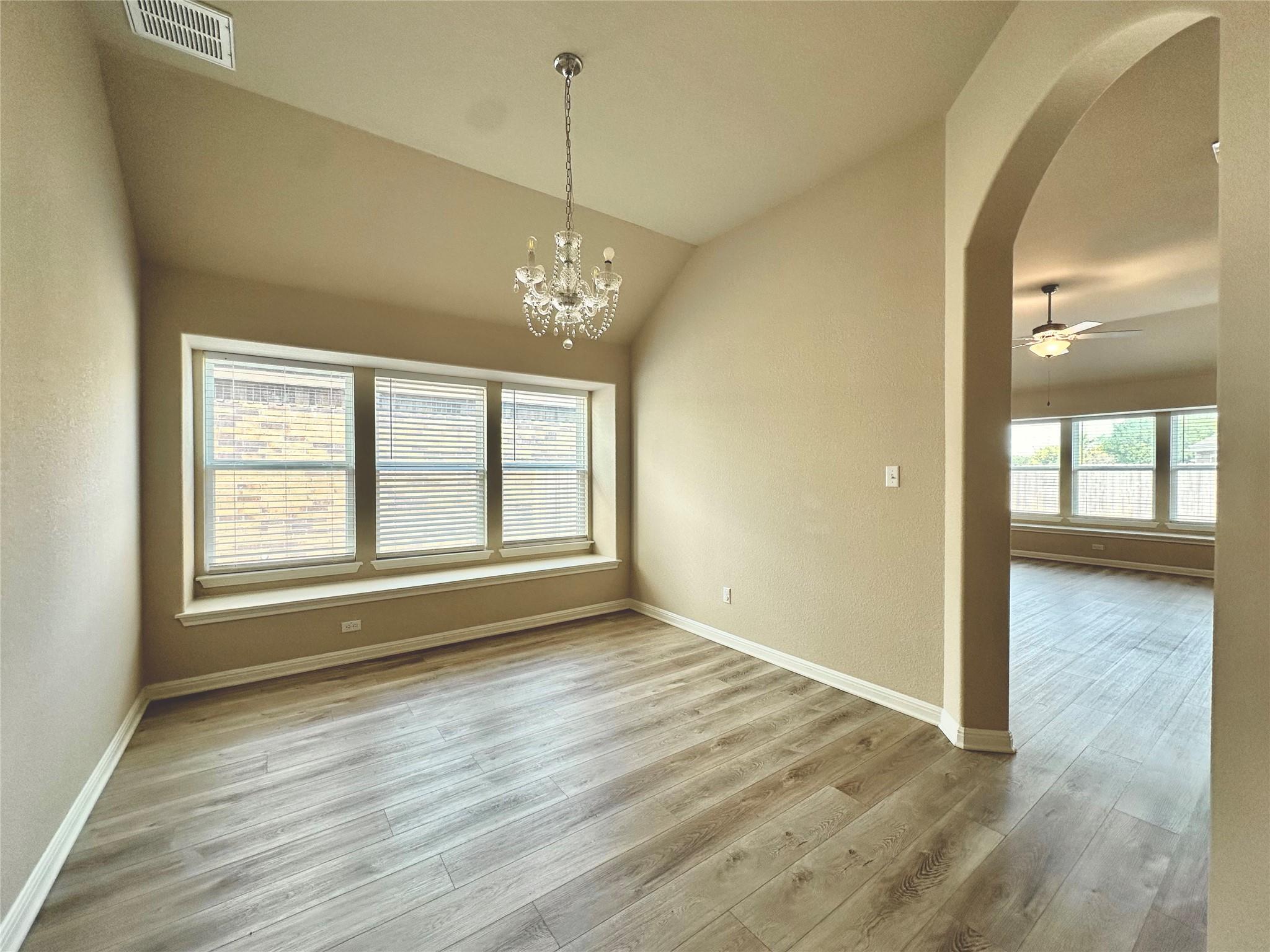5977 Malta Cir Property Photo 8