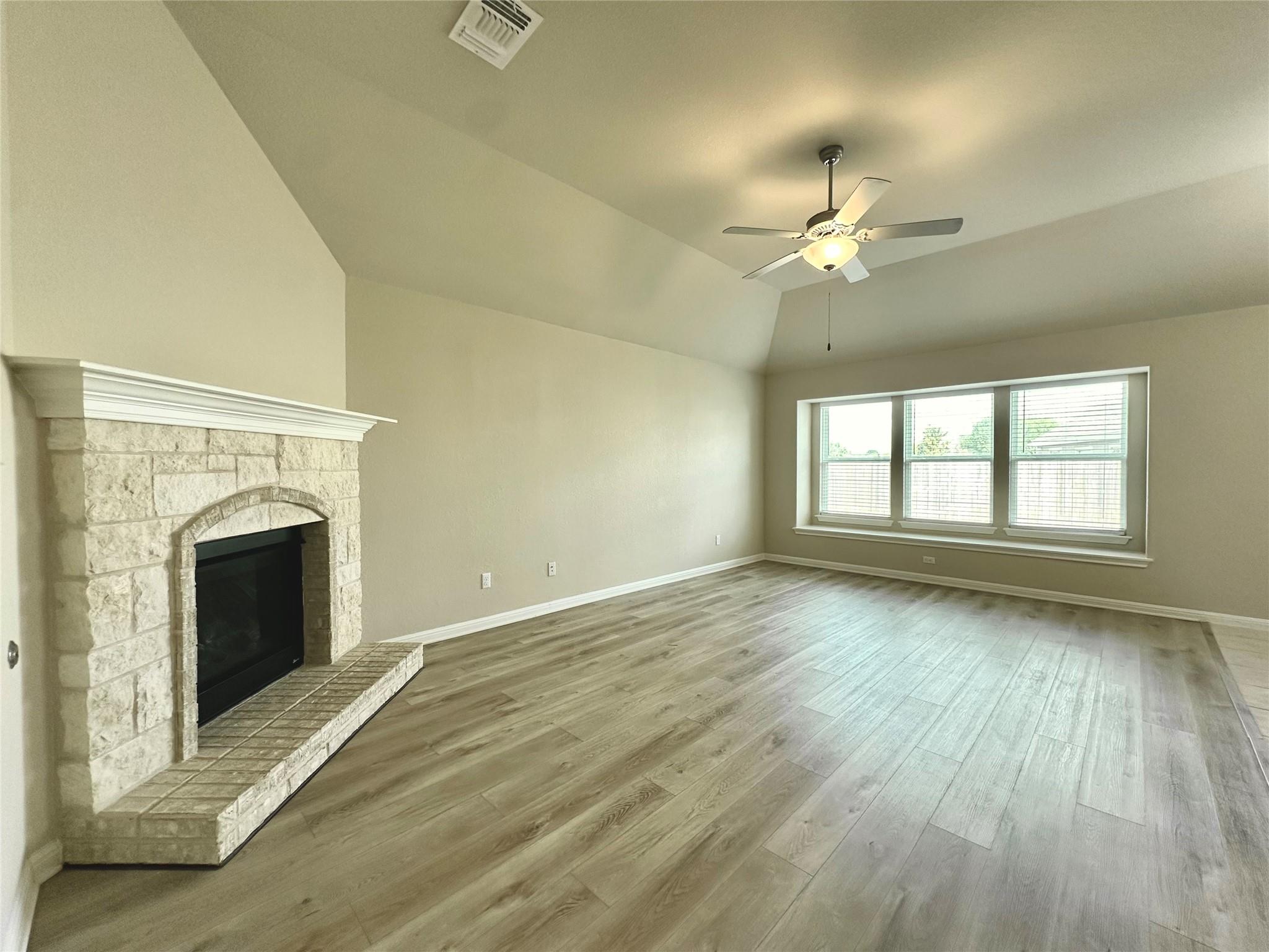 5977 Malta Cir Property Photo 9